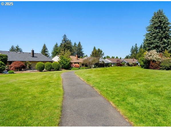 property viewer photo 36