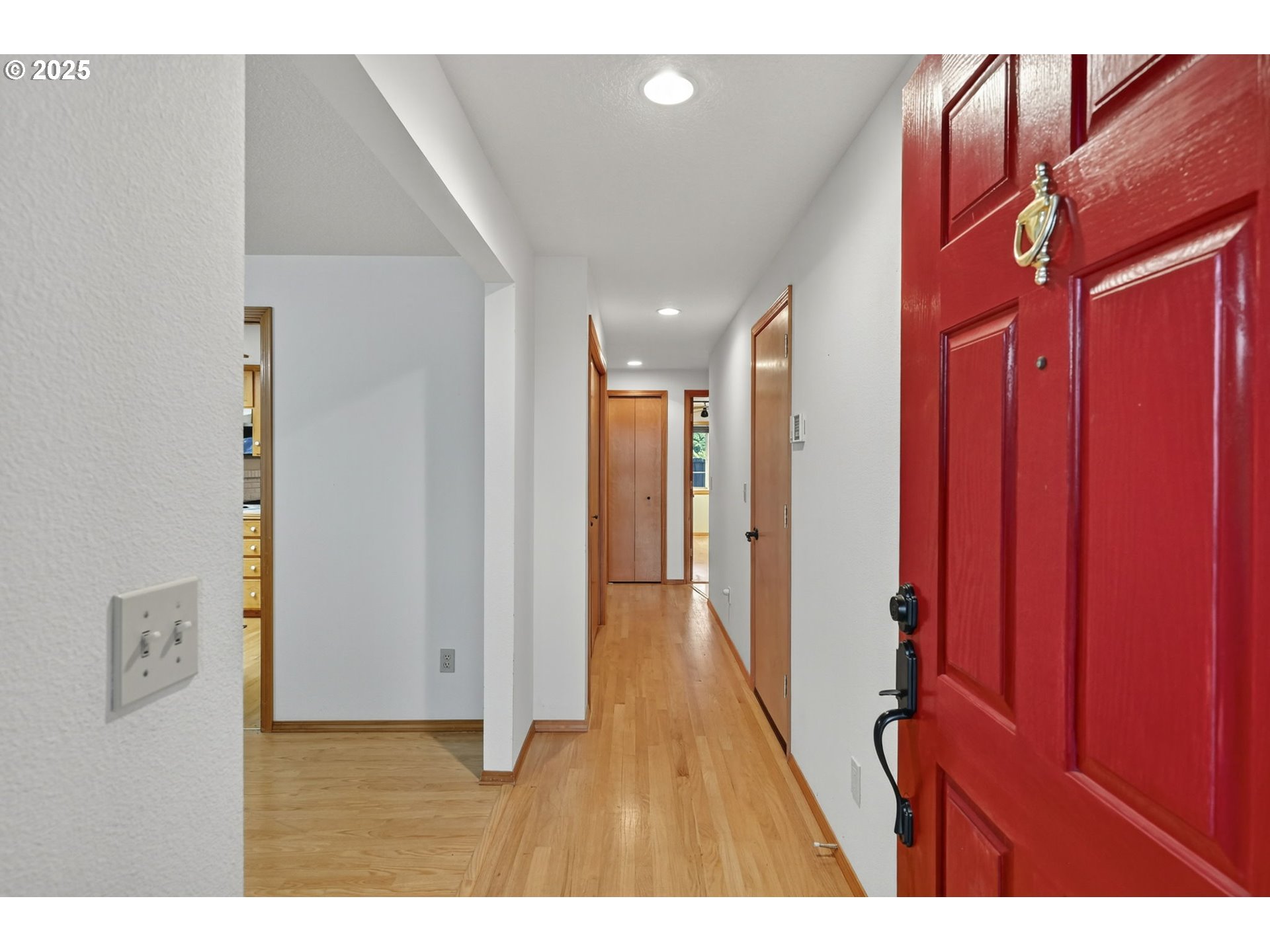 property viewer photo 4
