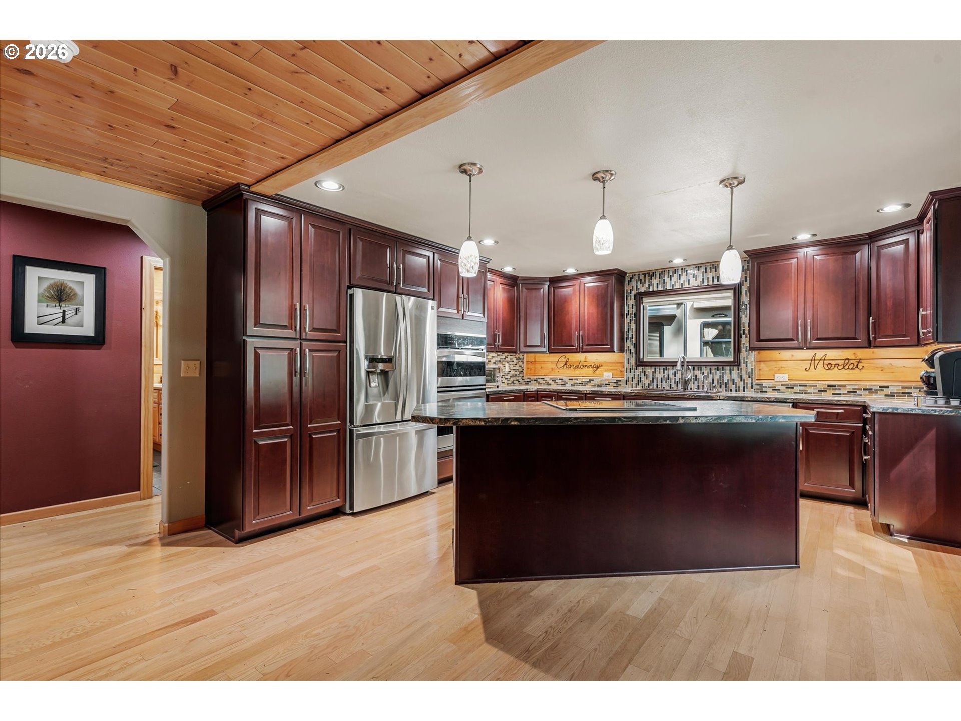 main property photo 5