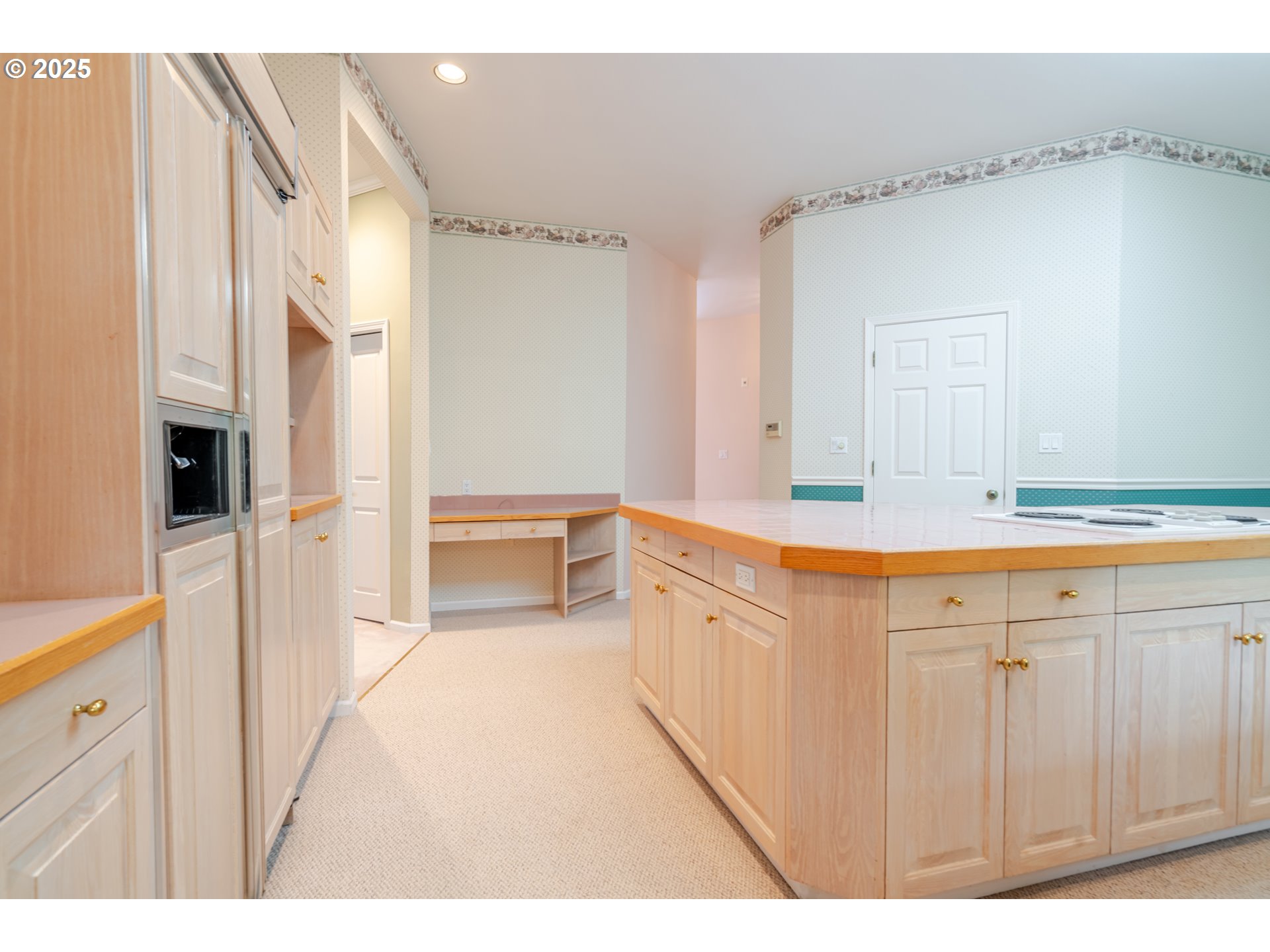 property viewer photo 12