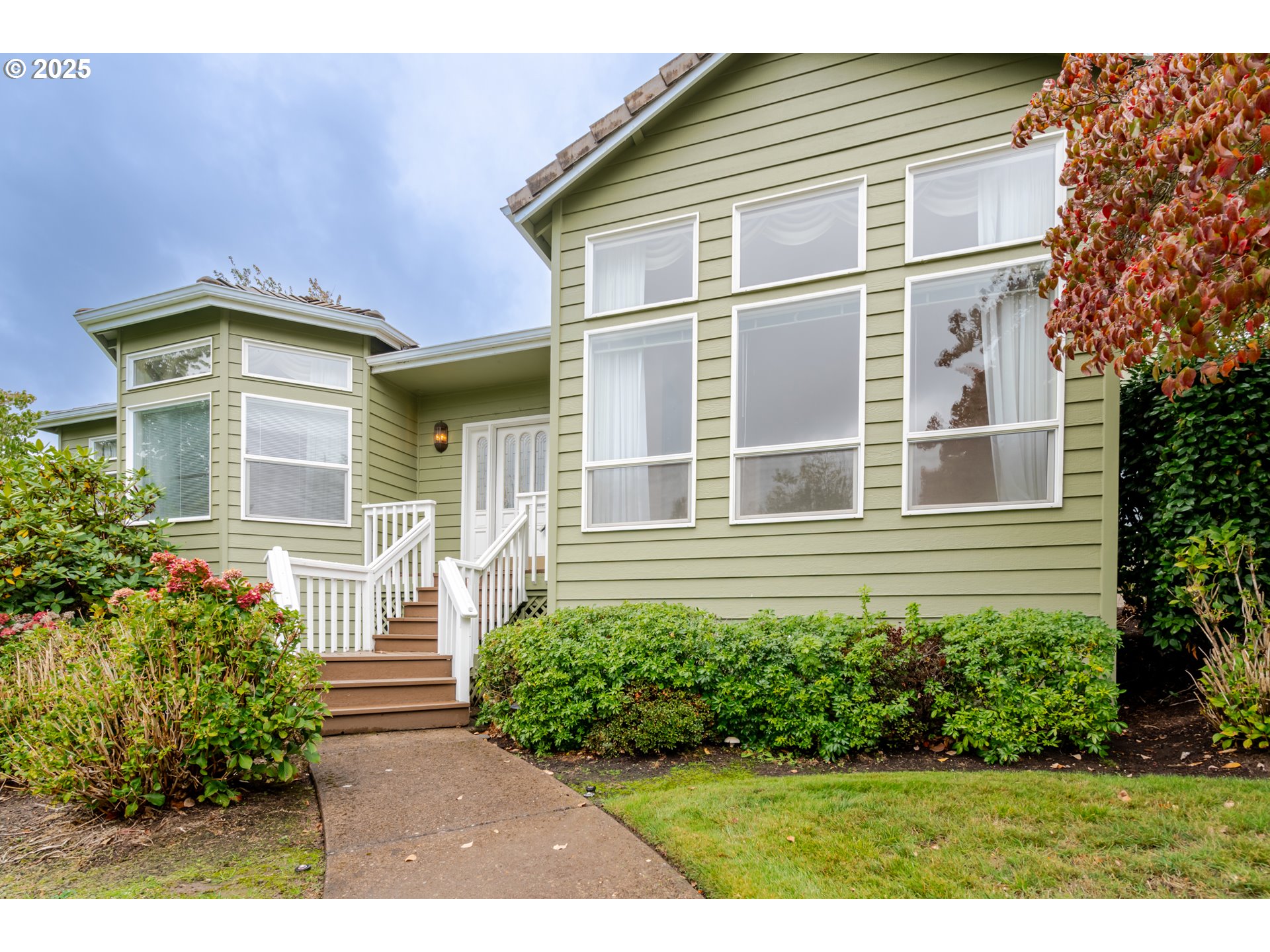 property viewer photo 2