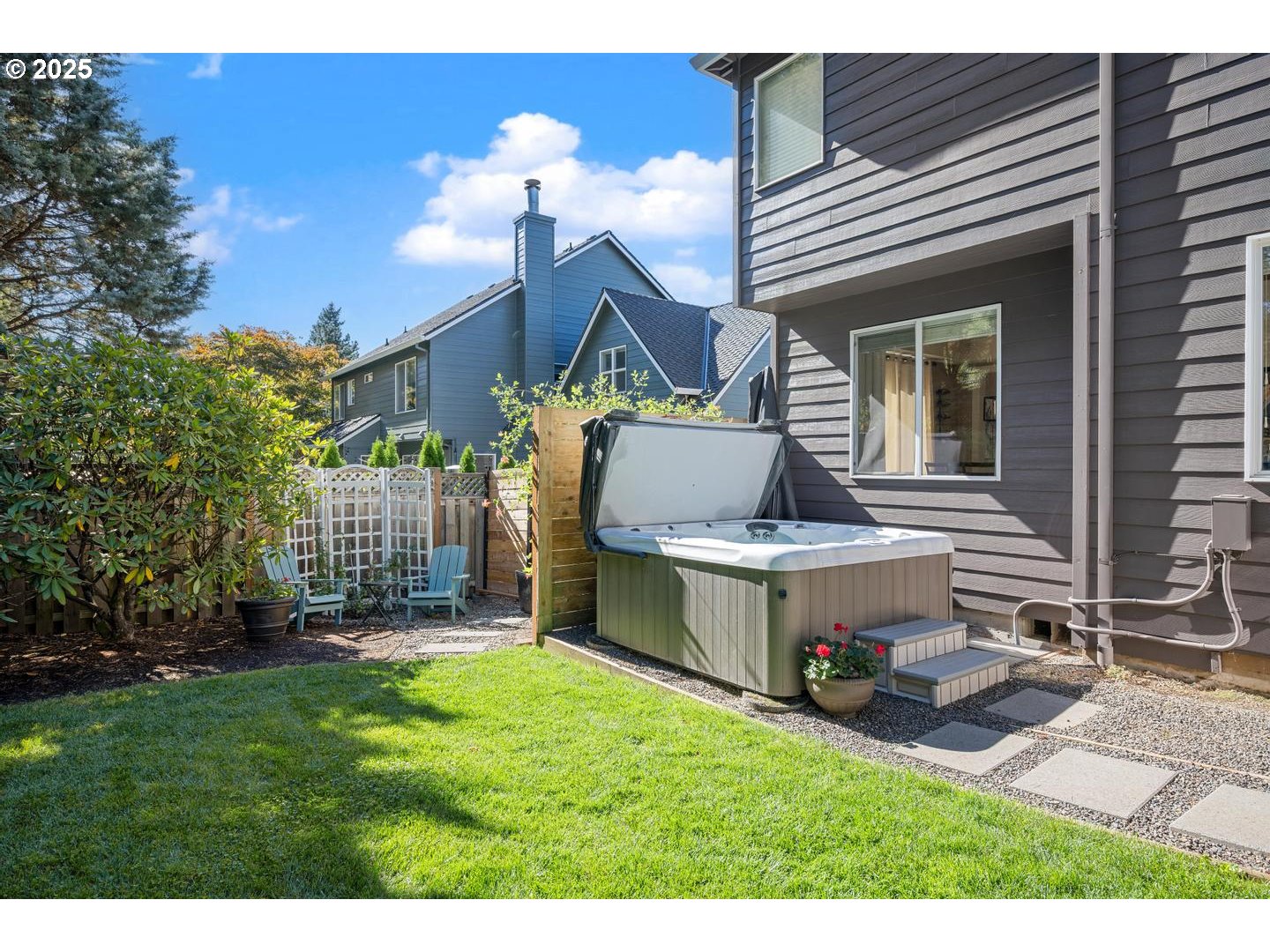 property viewer photo 36