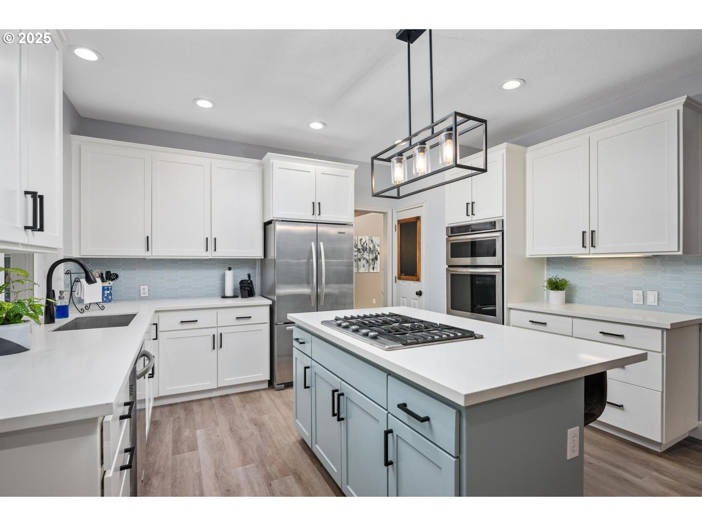property viewer photo 4