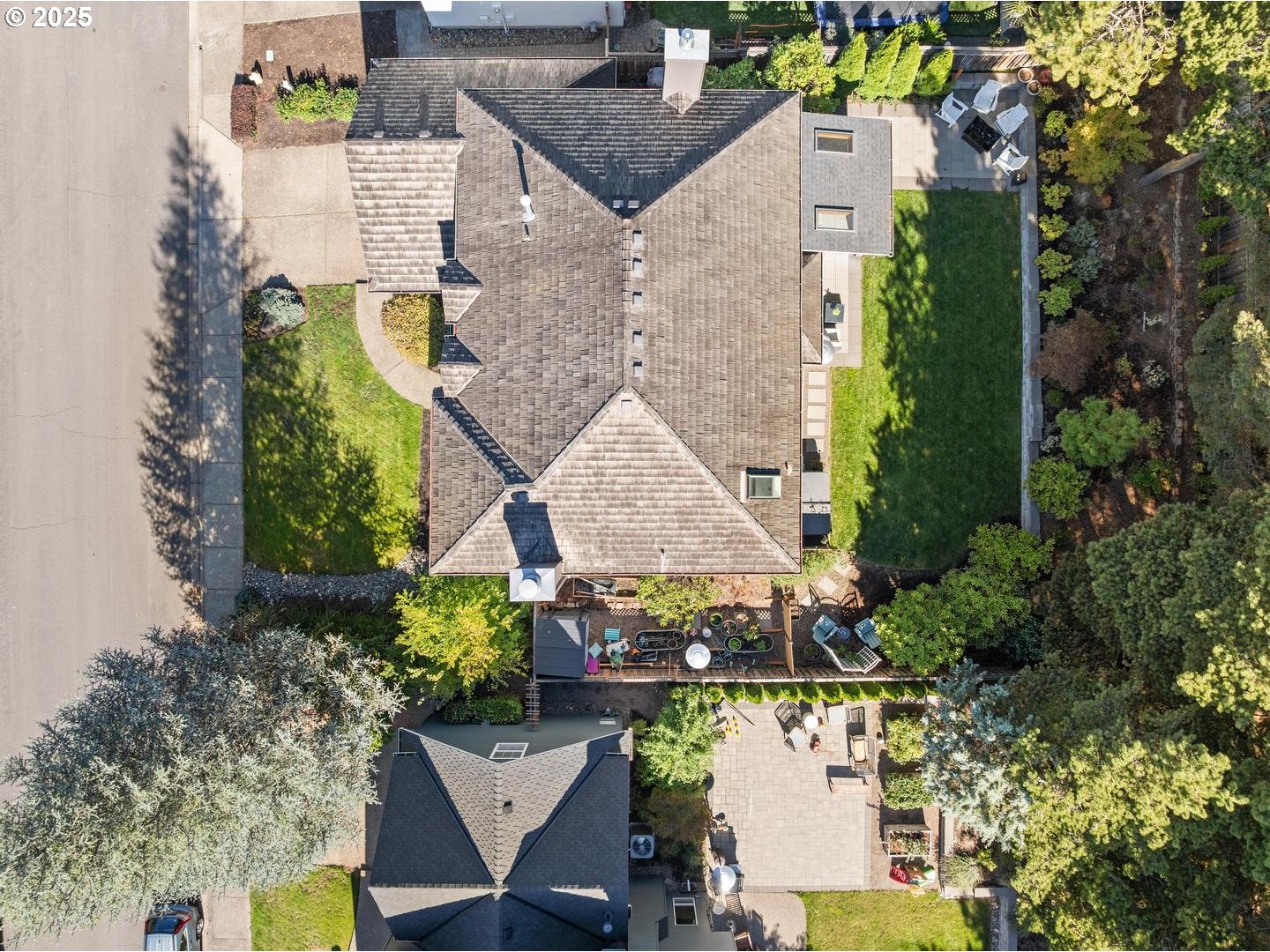 property viewer photo 46