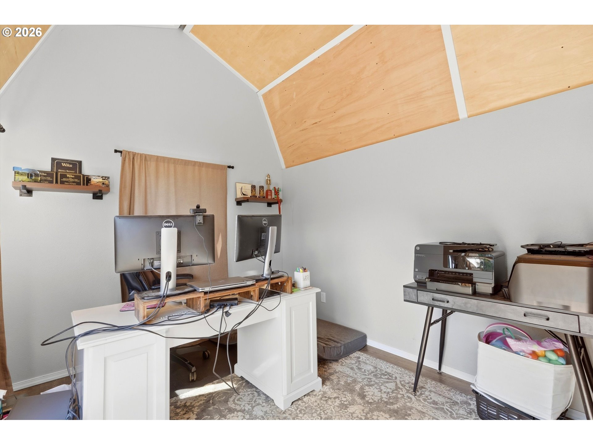 main property photo 31