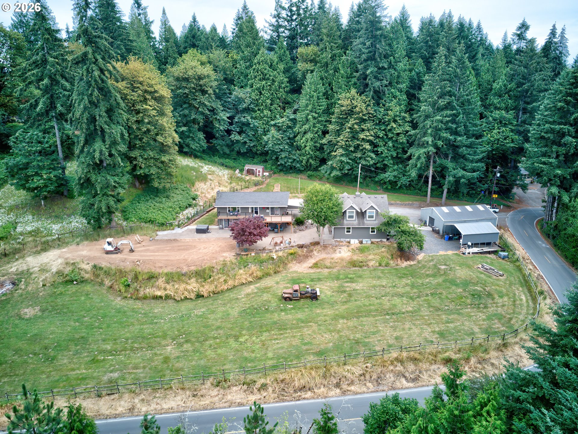 main property photo 40