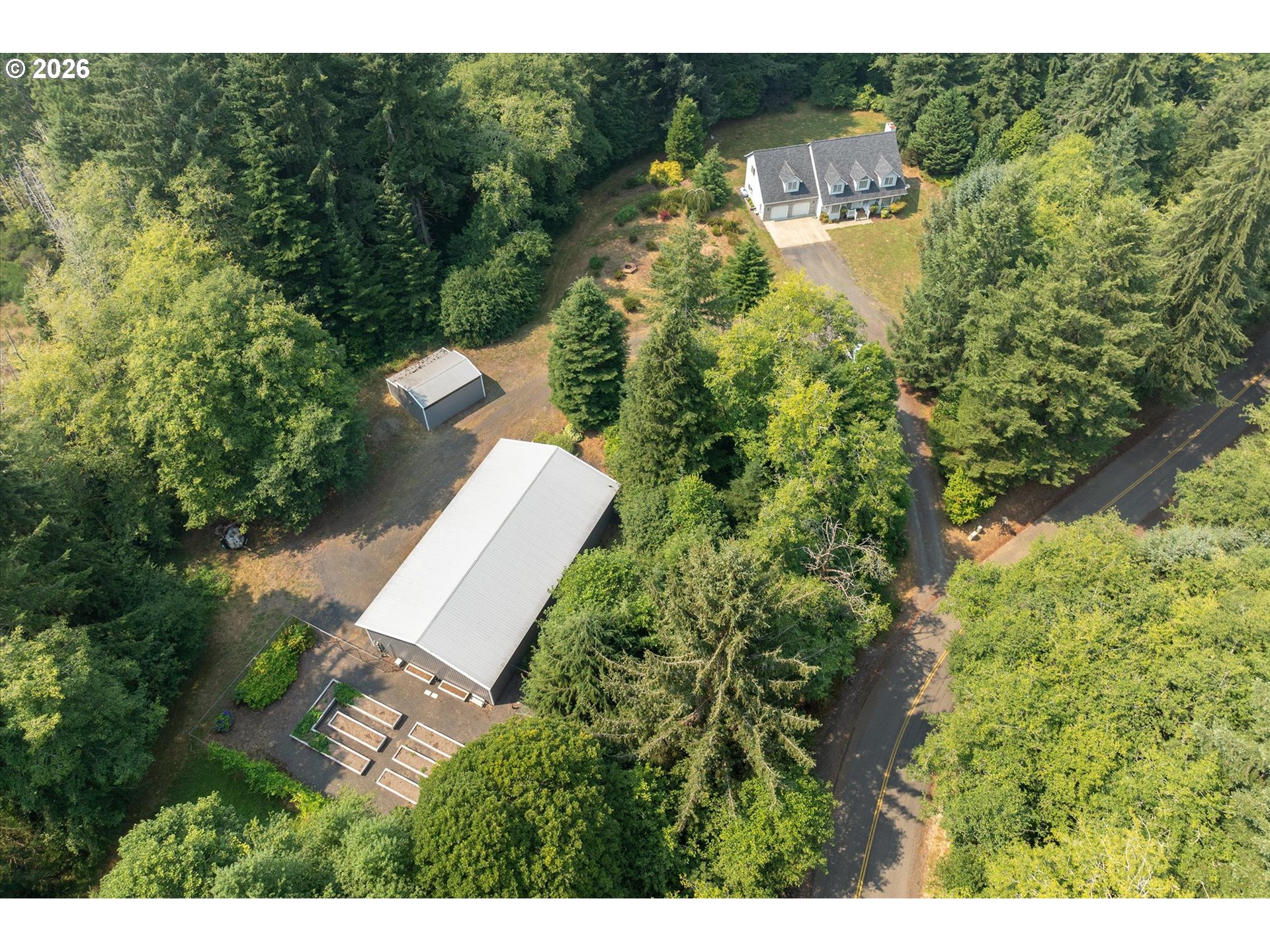 main property photo 33