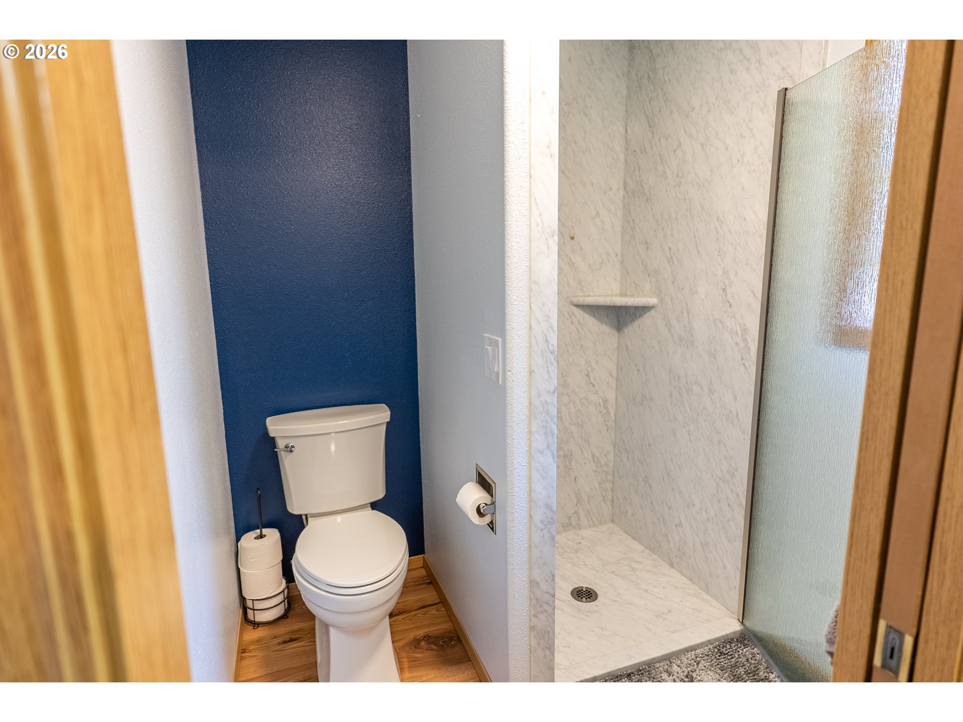 property viewer photo 18