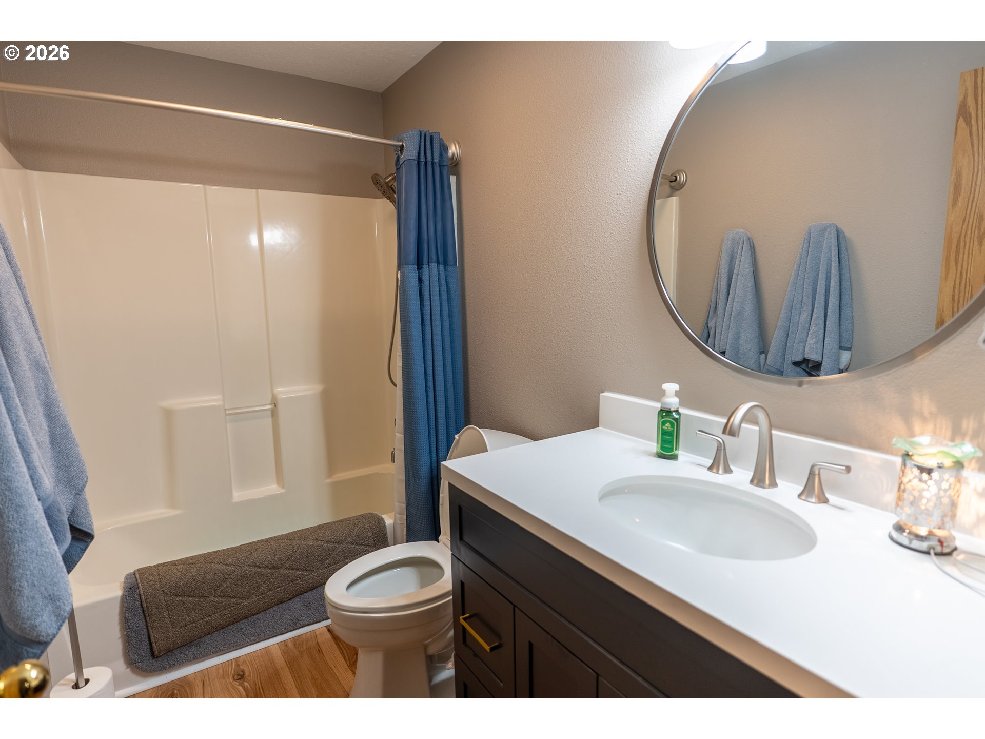 property viewer photo 22