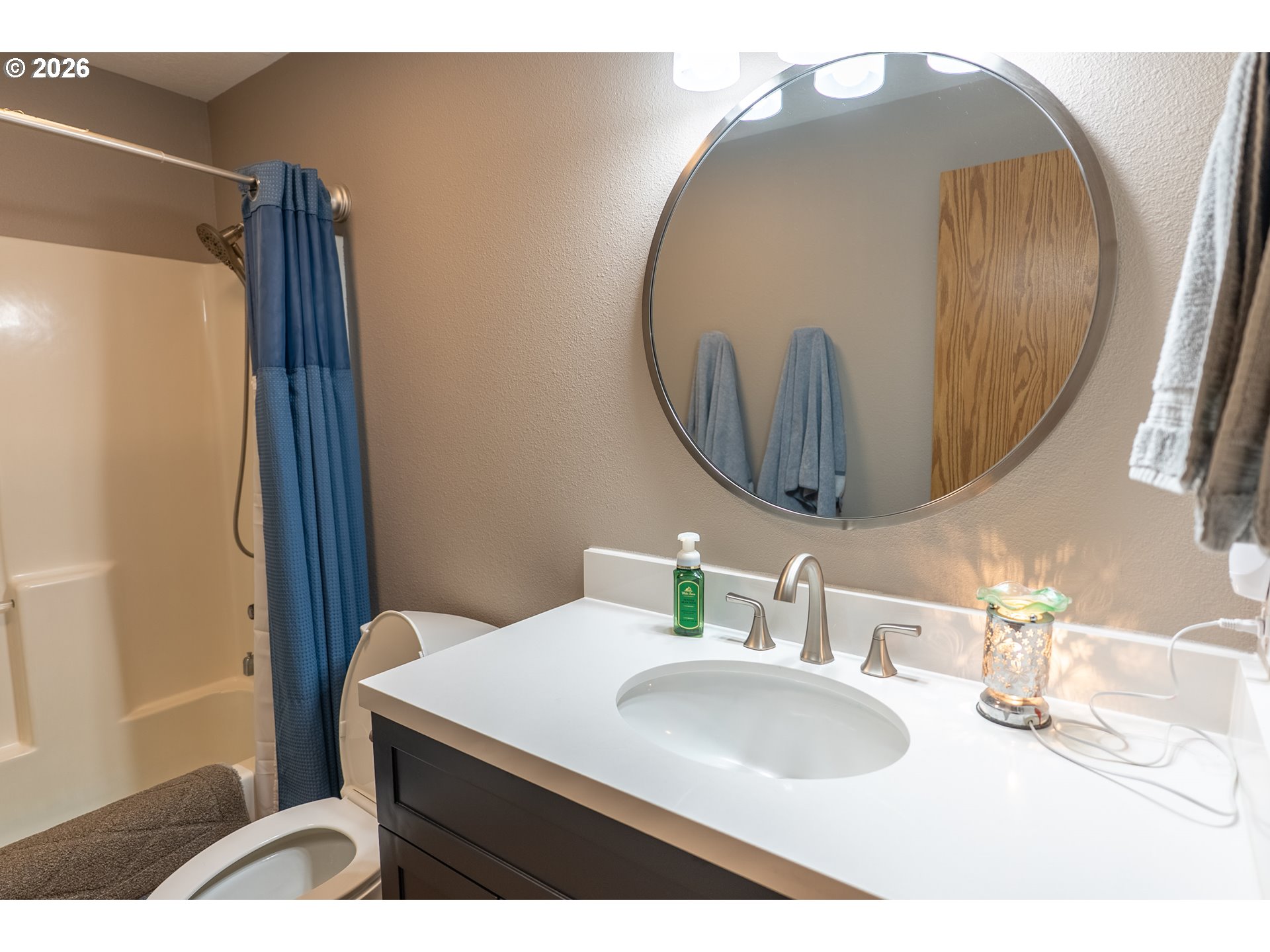 property viewer photo 23