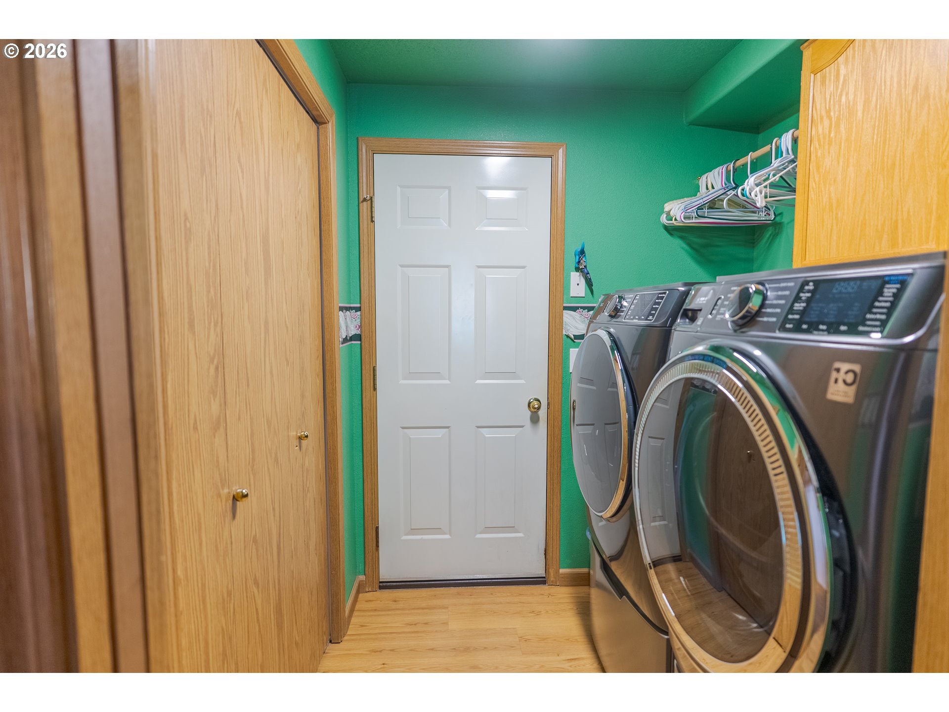property viewer photo 27