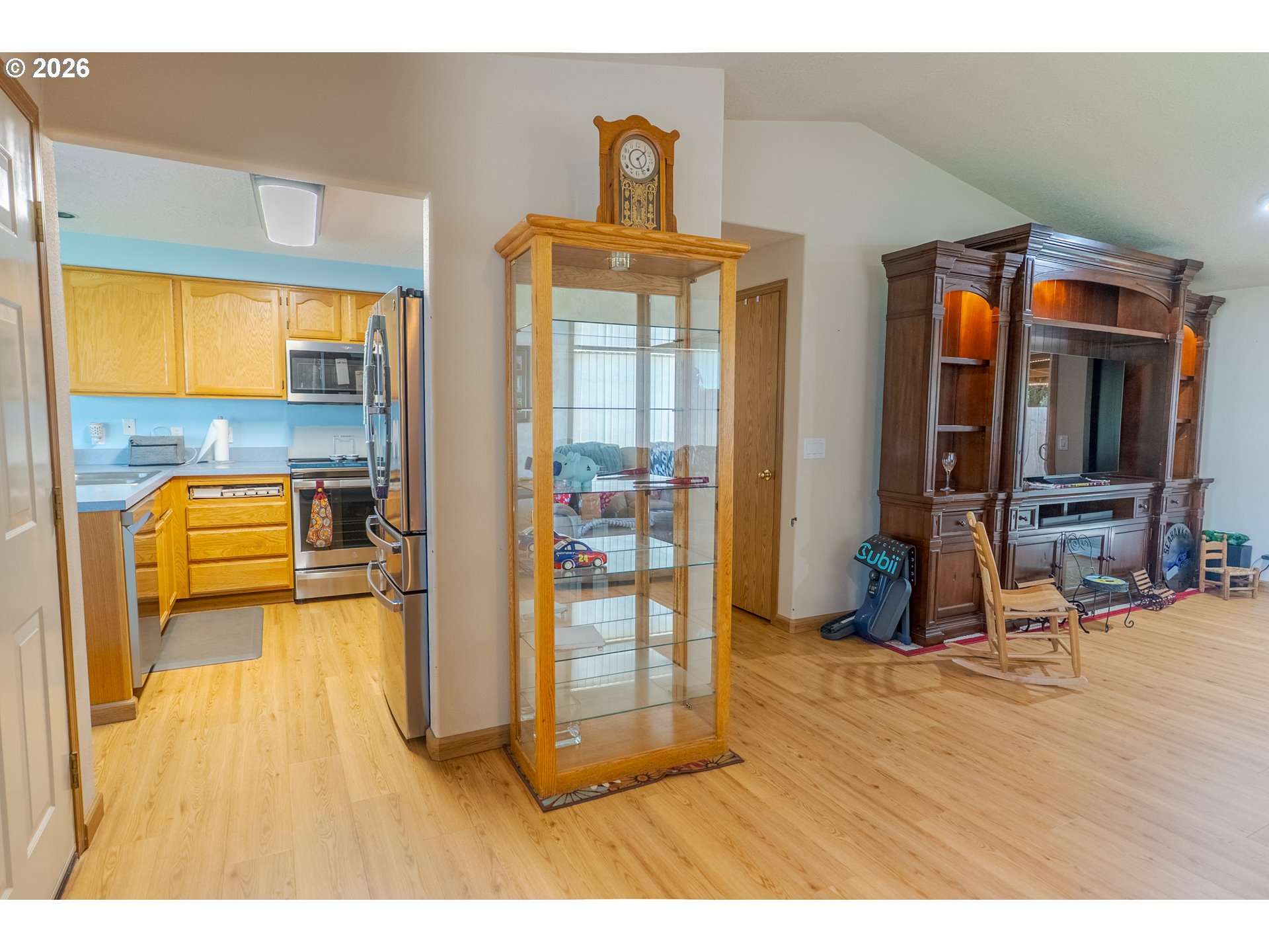 property viewer photo 7