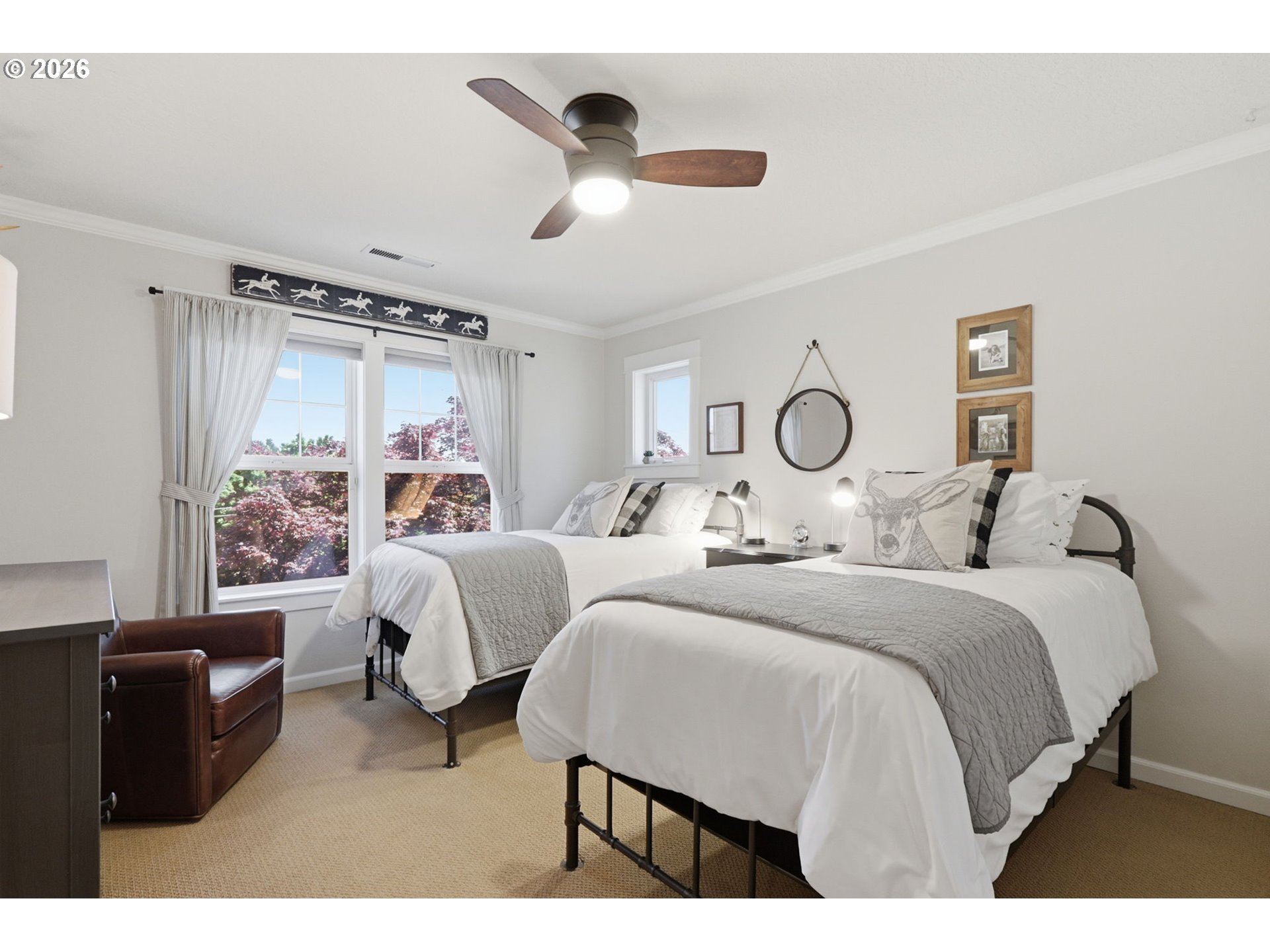 property viewer photo 20