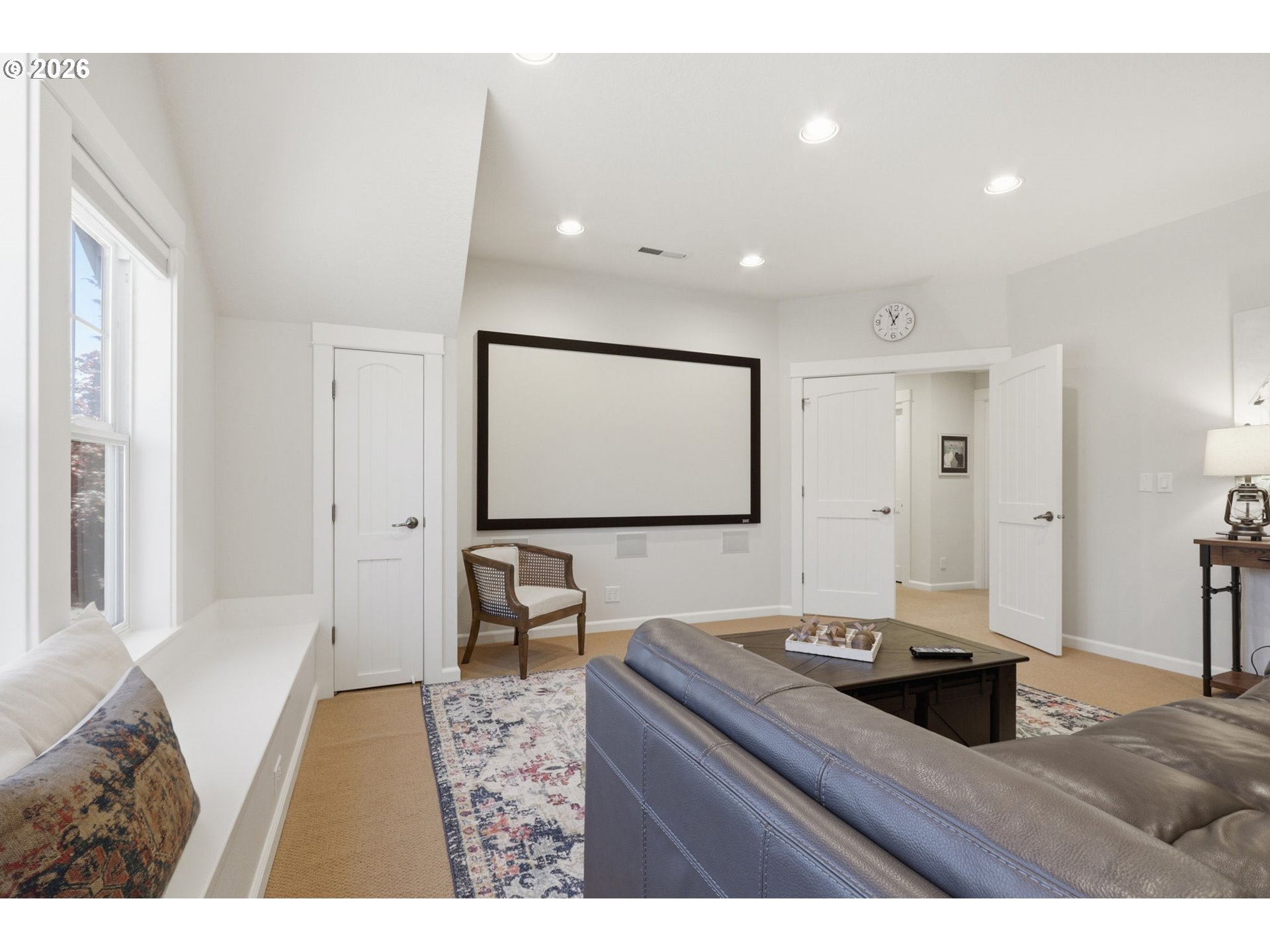 property viewer photo 23