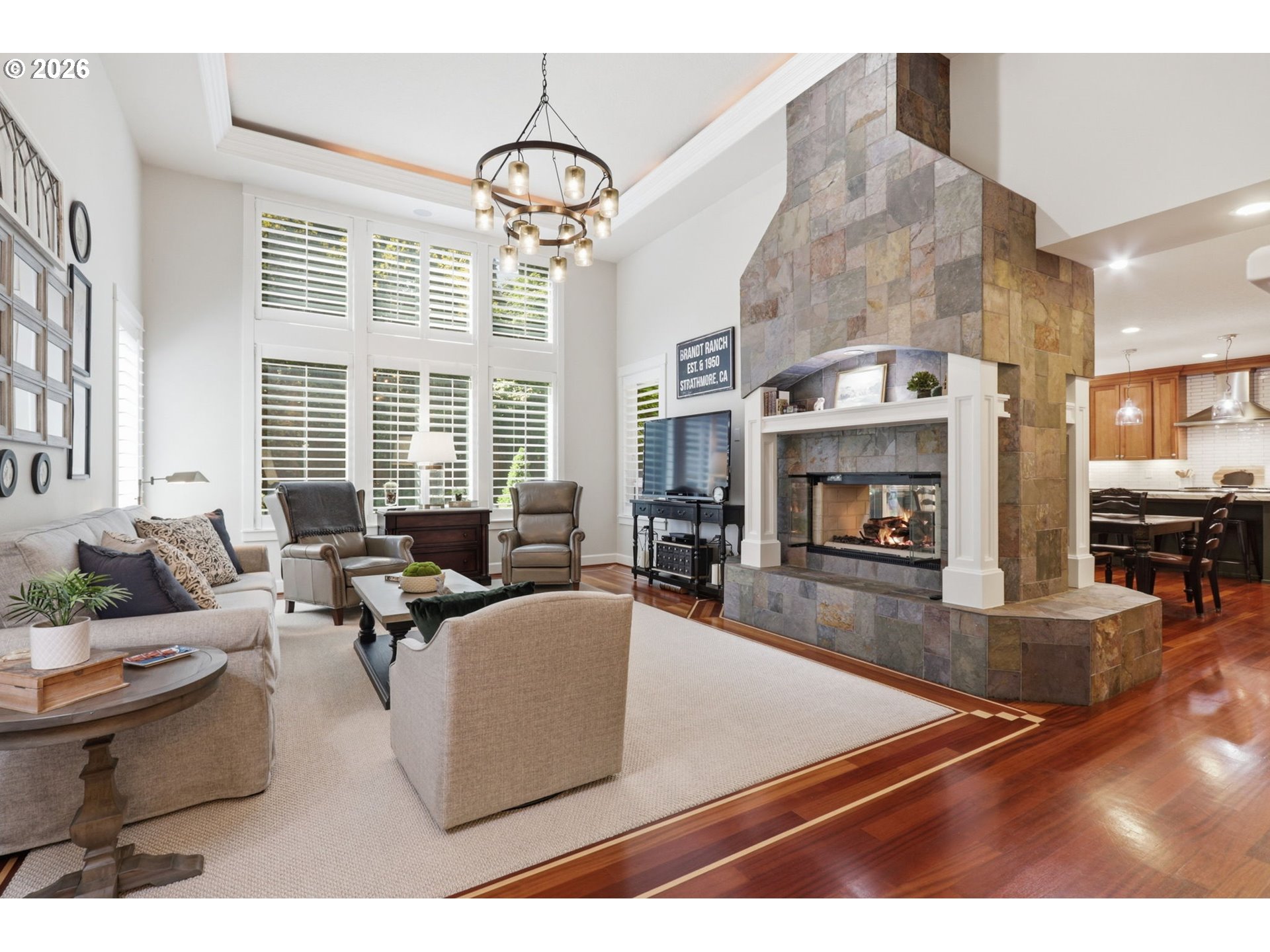 property viewer photo 7