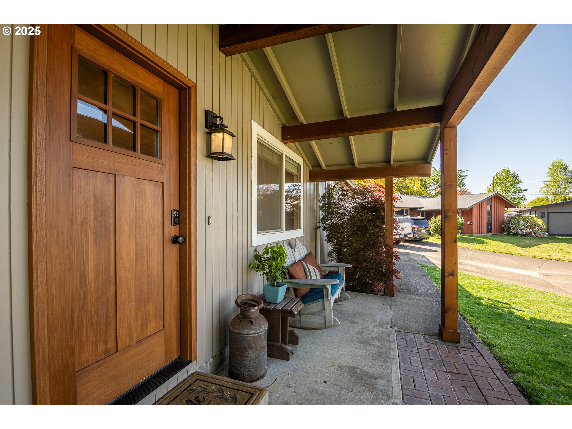 property viewer photo 1