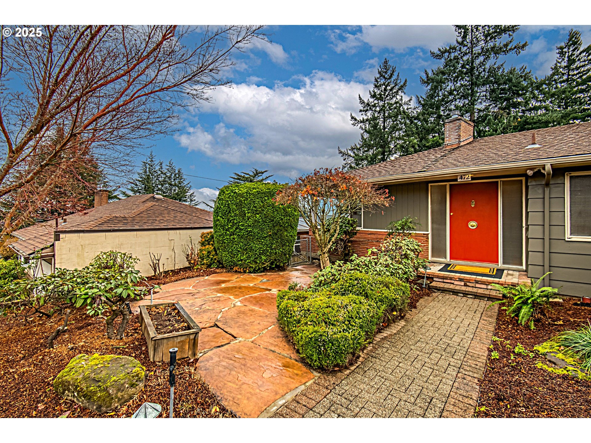 property viewer photo 2