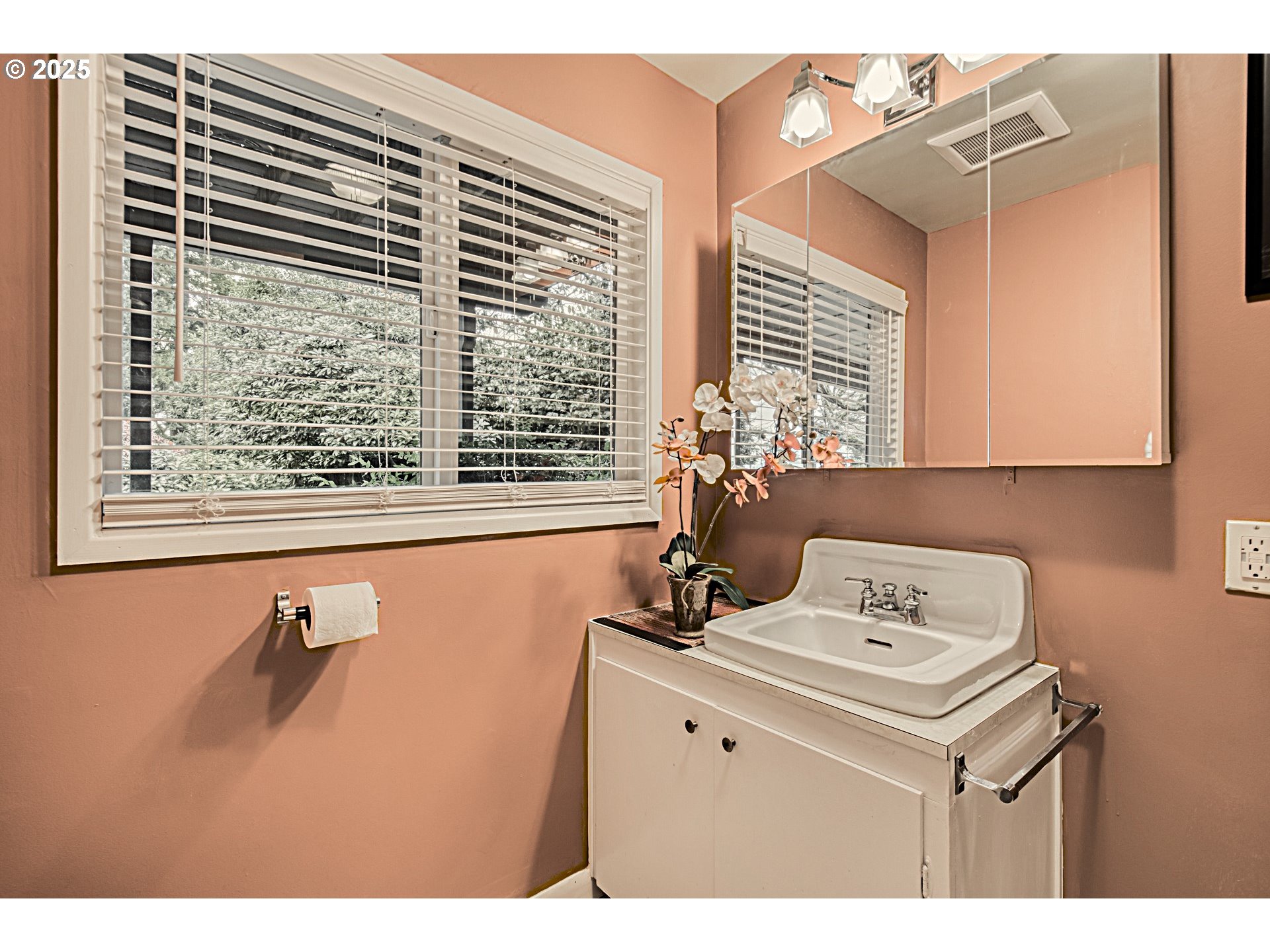 property viewer photo 28