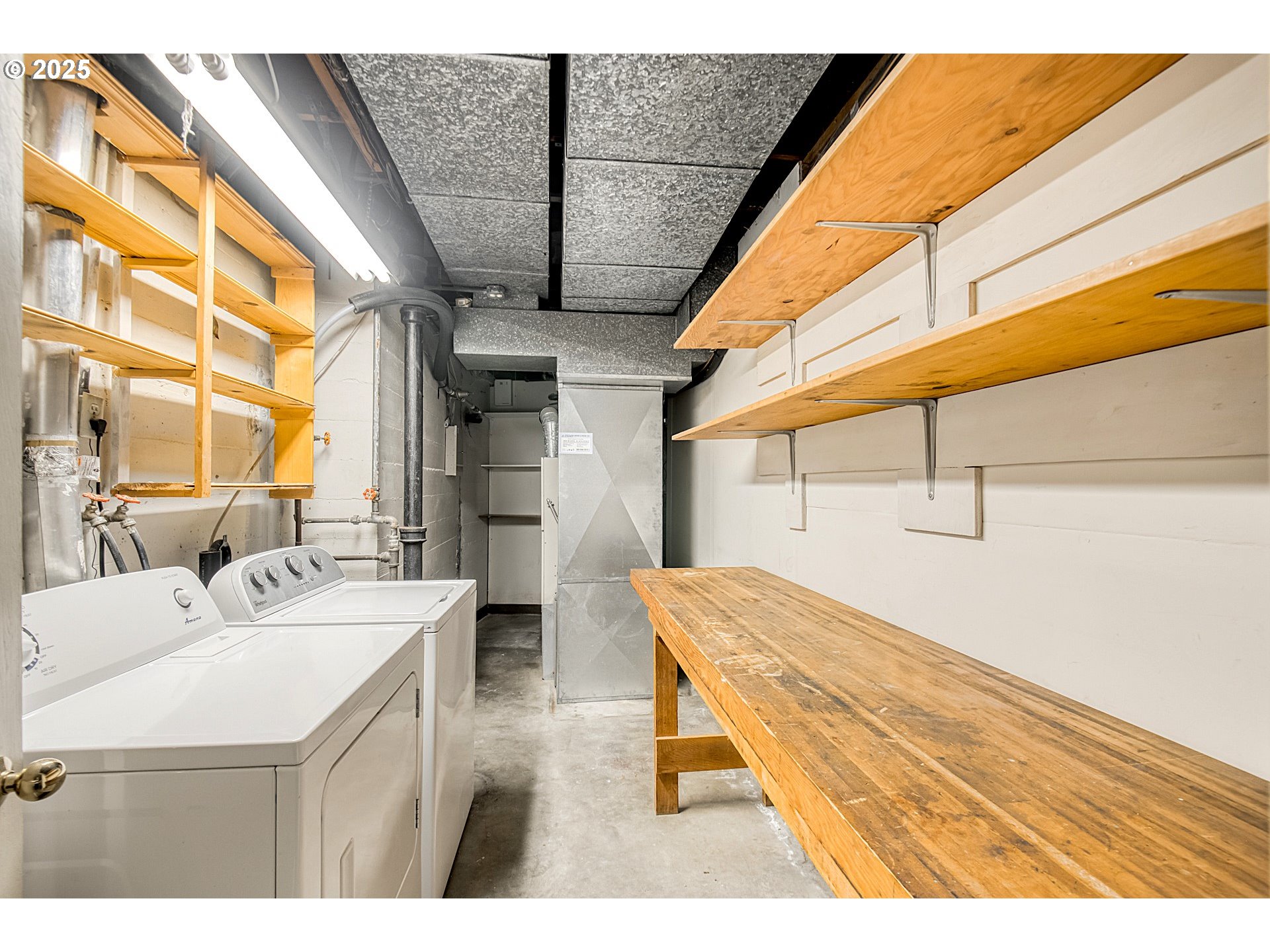 property viewer photo 32