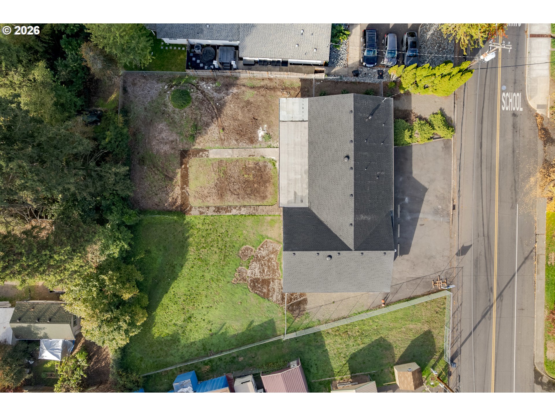main property photo 27
