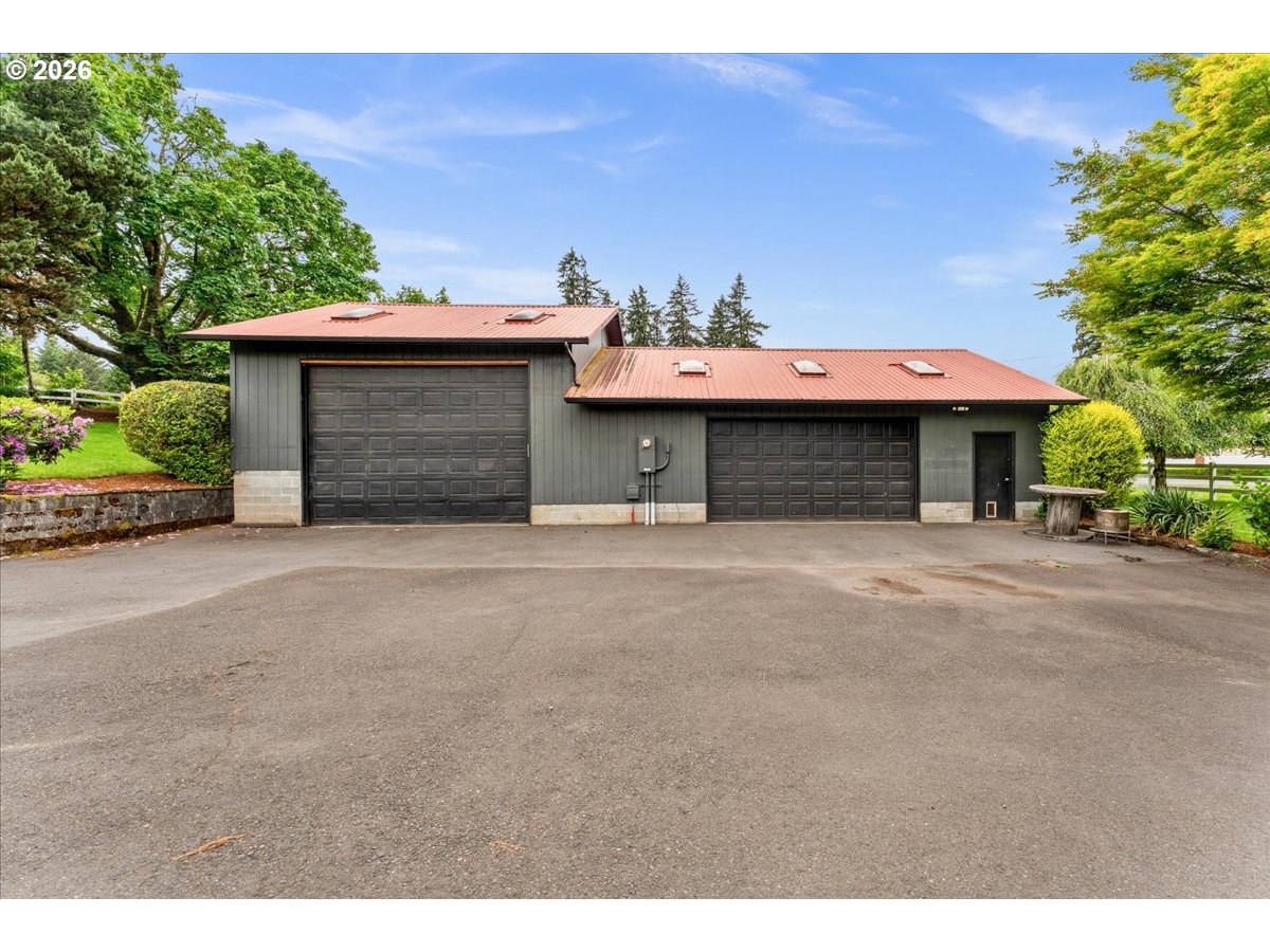 main property photo 44