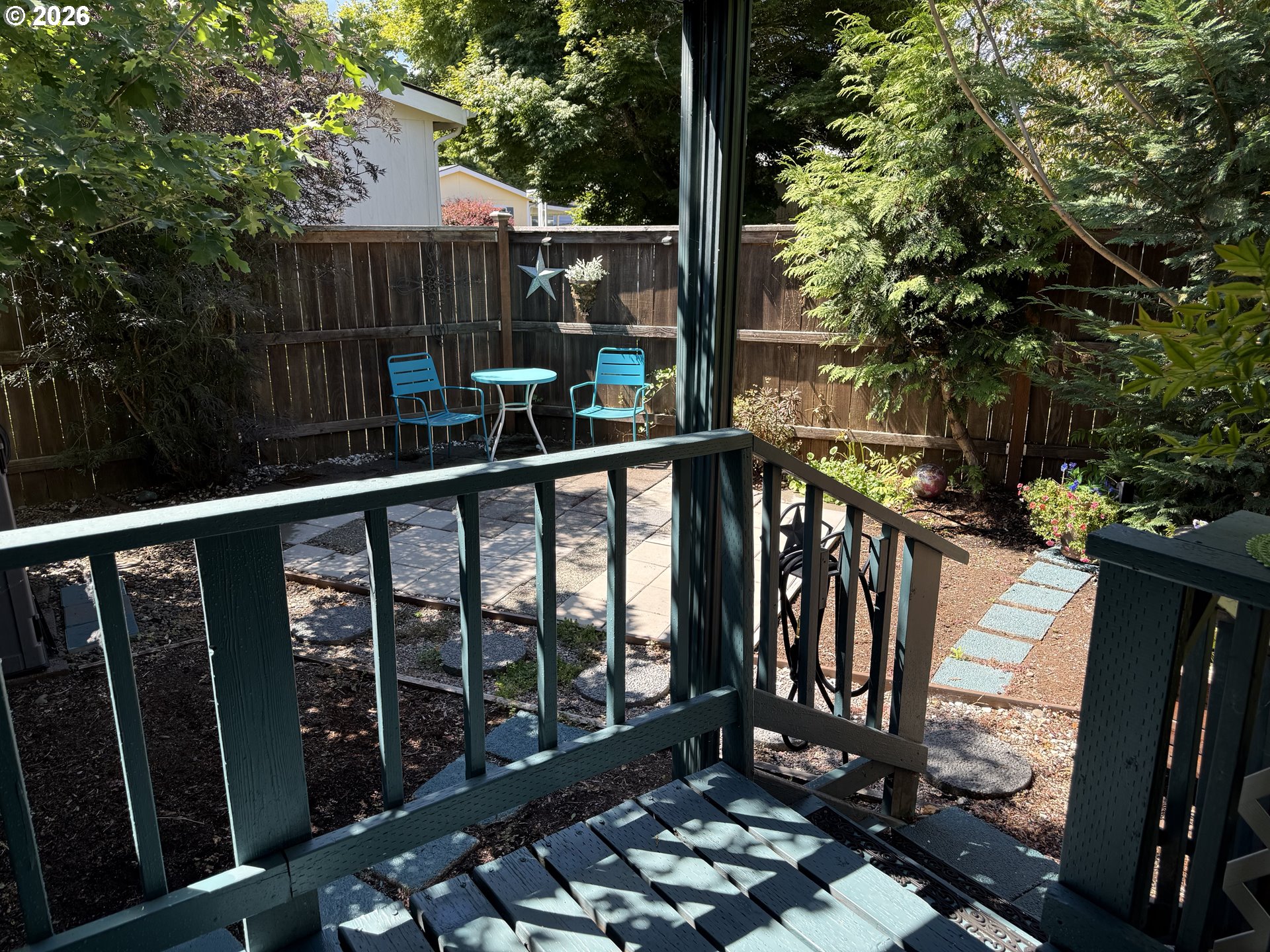 main property photo 23