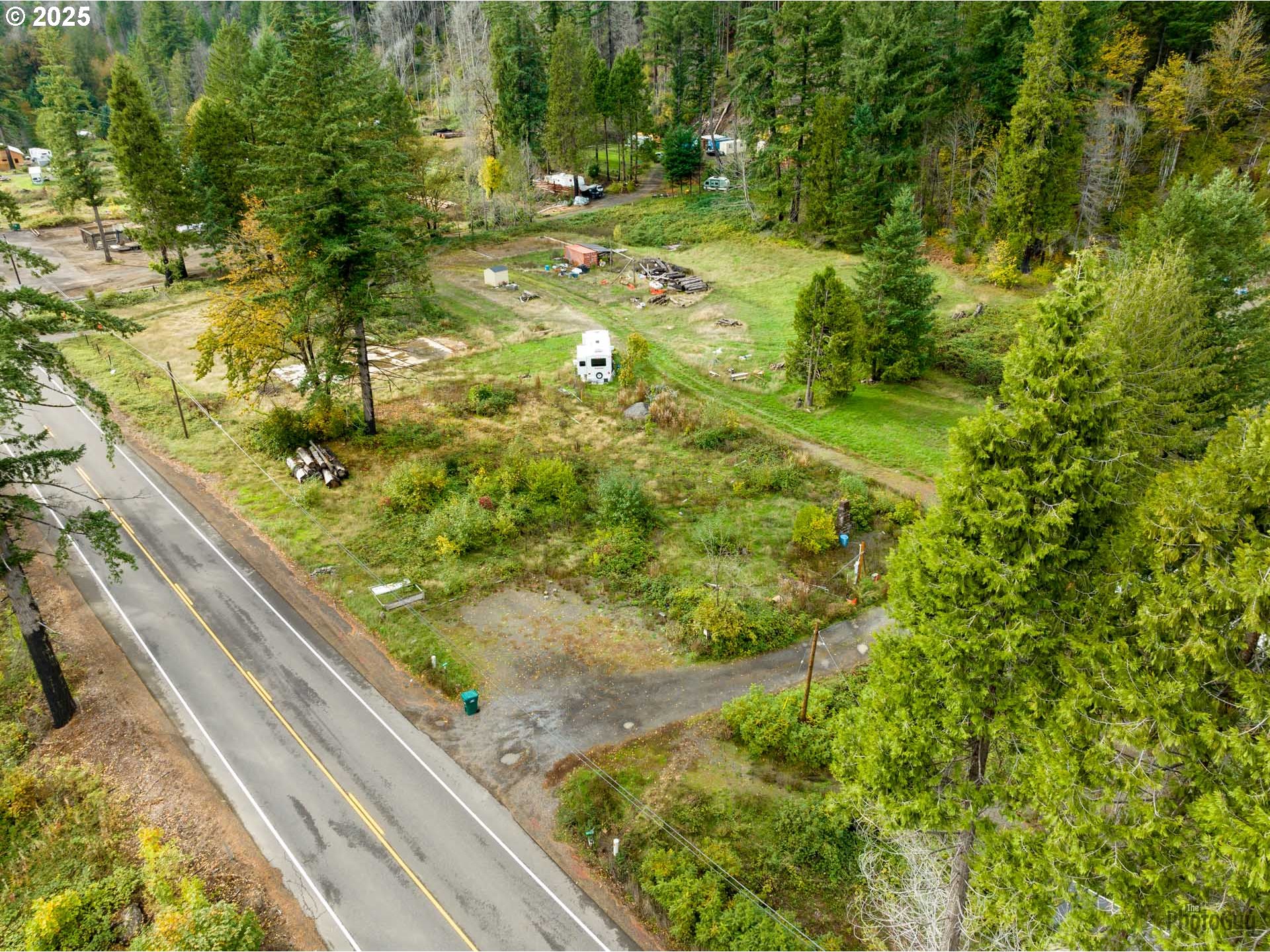 main property photo 12