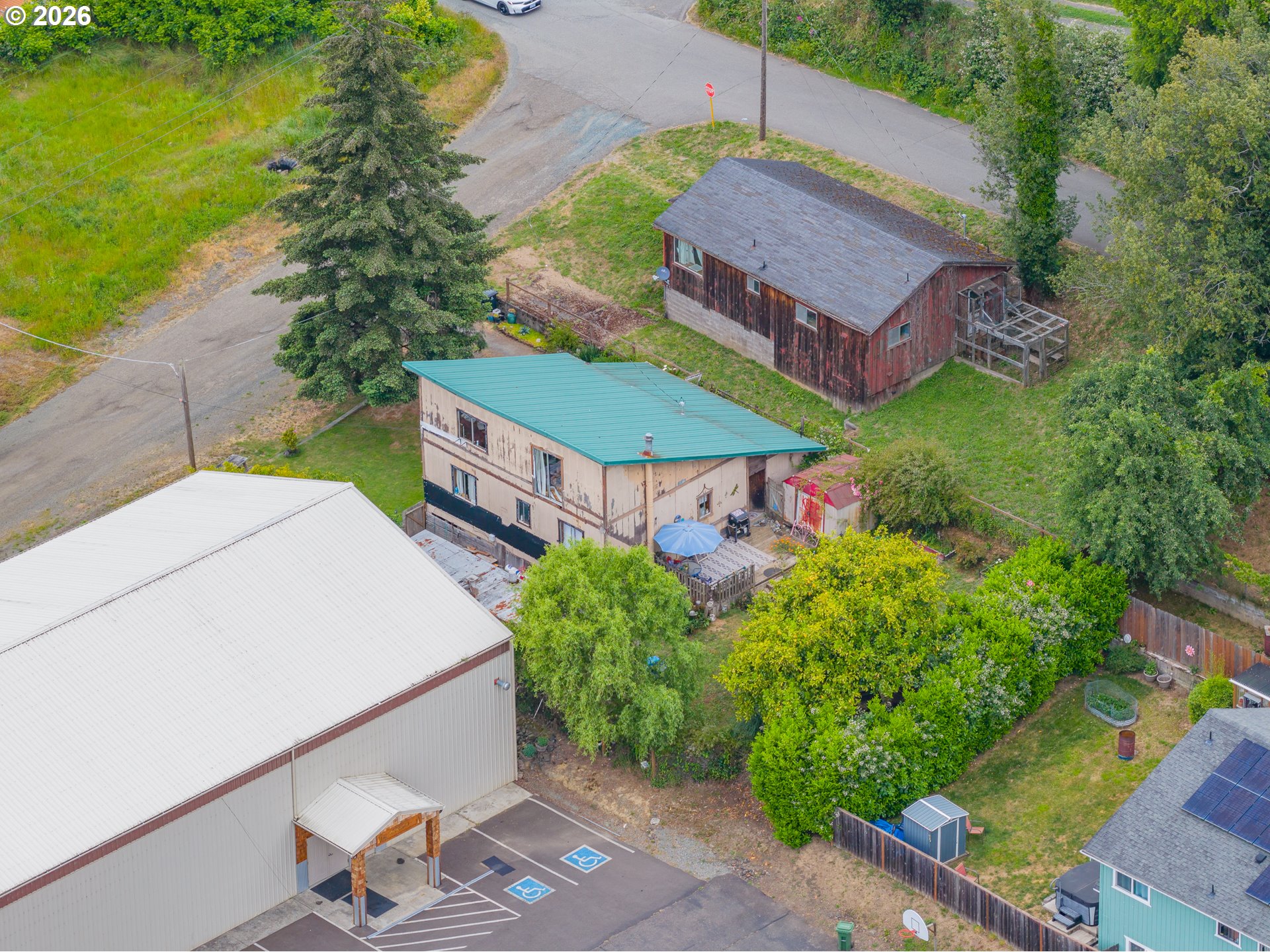 main property photo 4