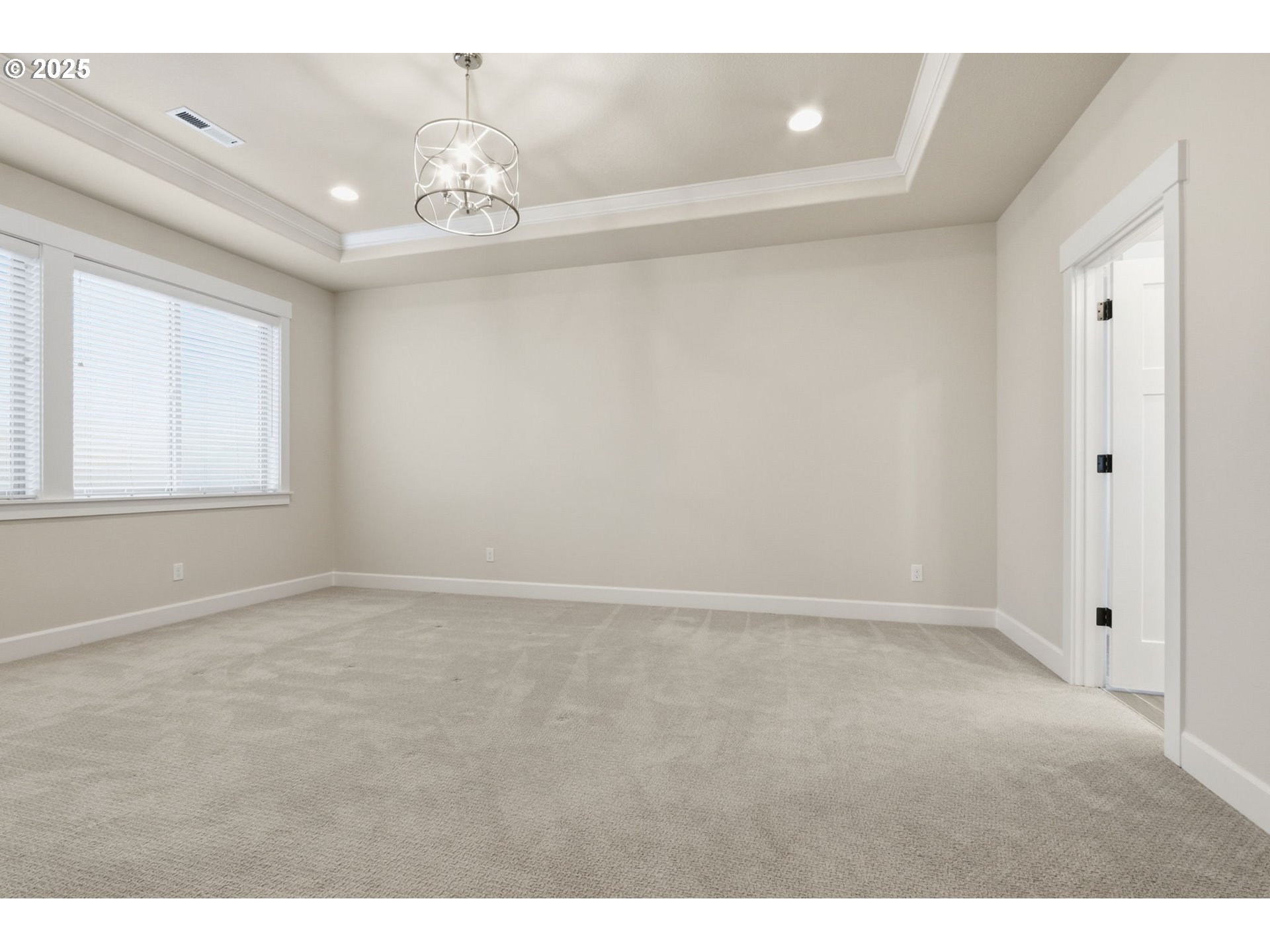property viewer photo 11