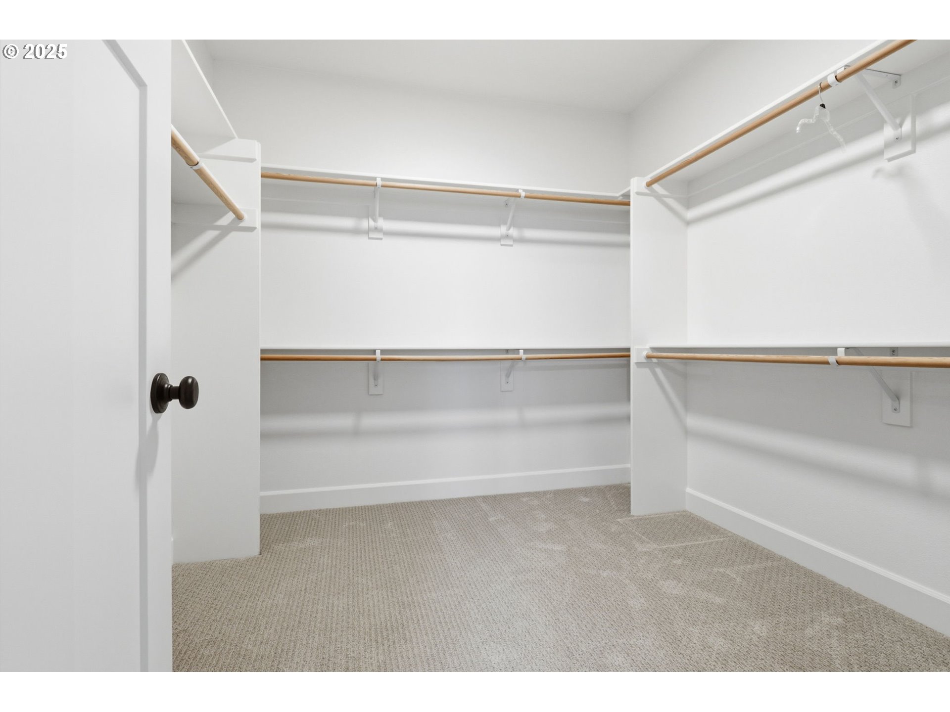 property viewer photo 13