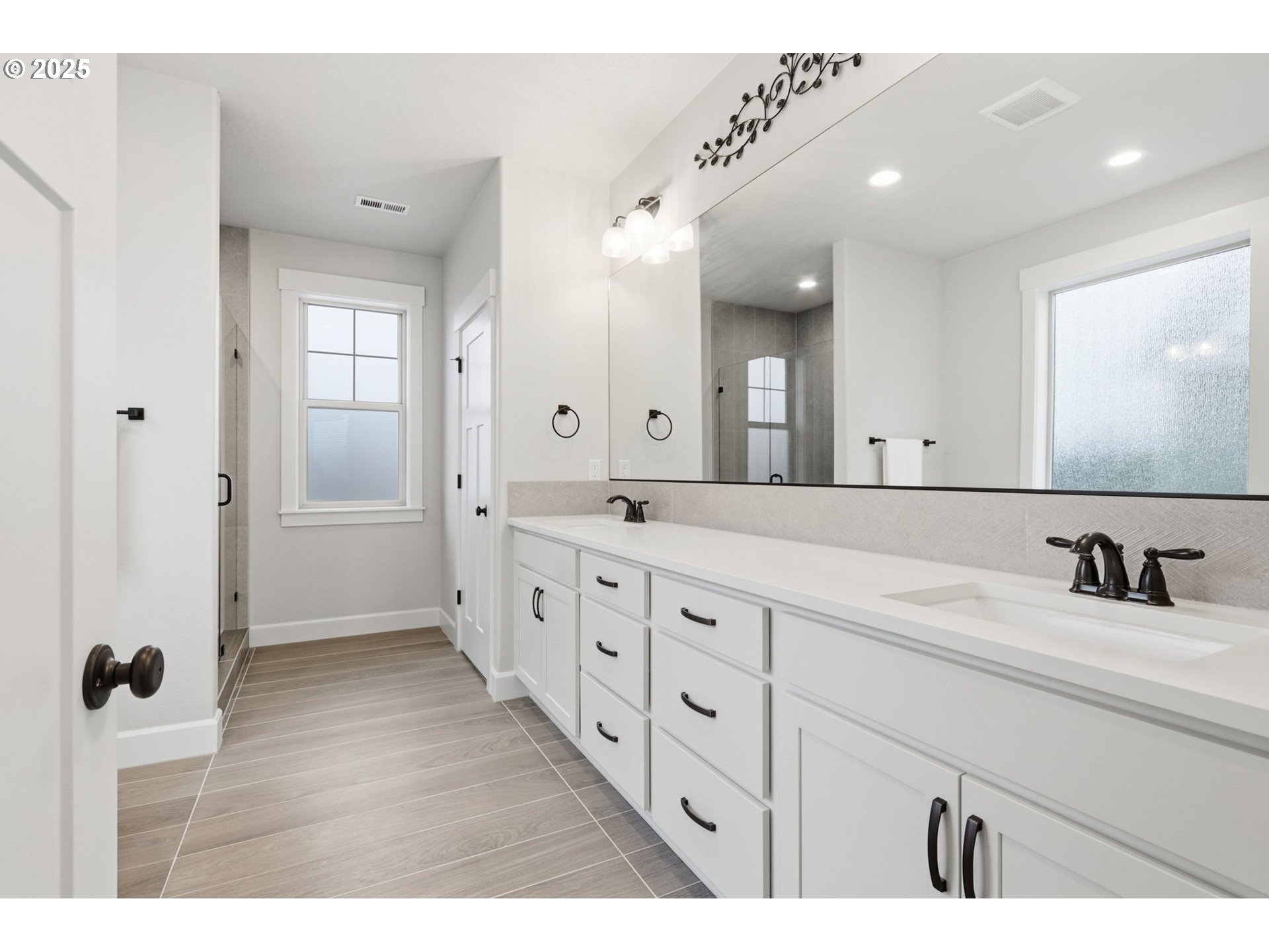 property viewer photo 14