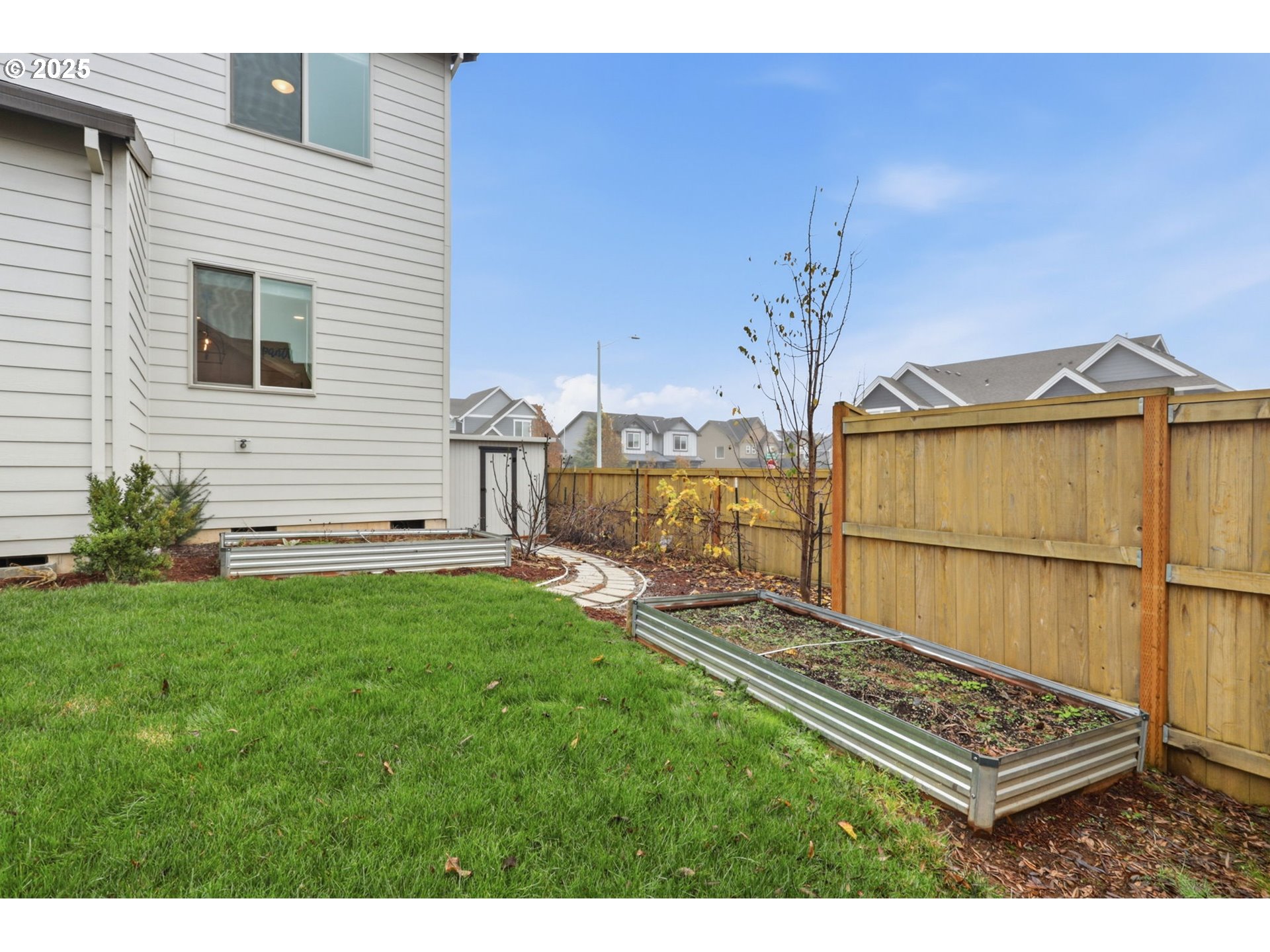 property viewer photo 23