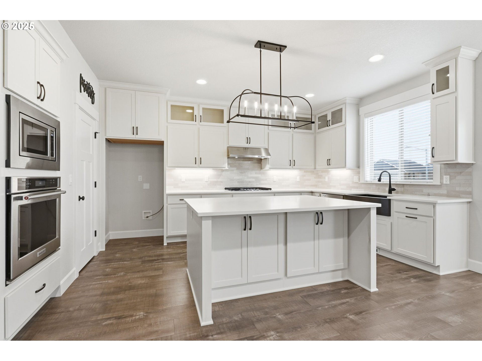 property viewer photo 5