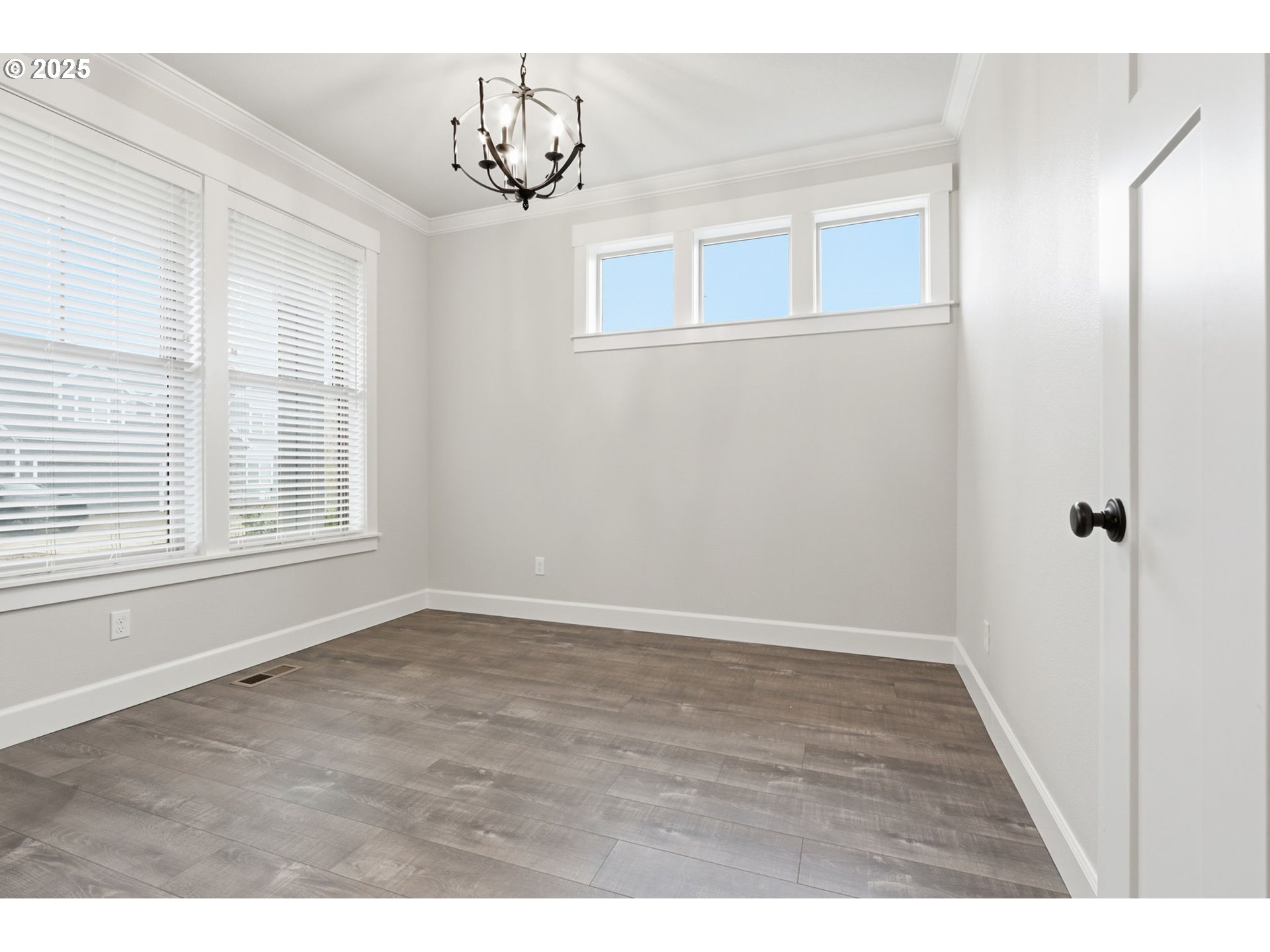 property viewer photo 9