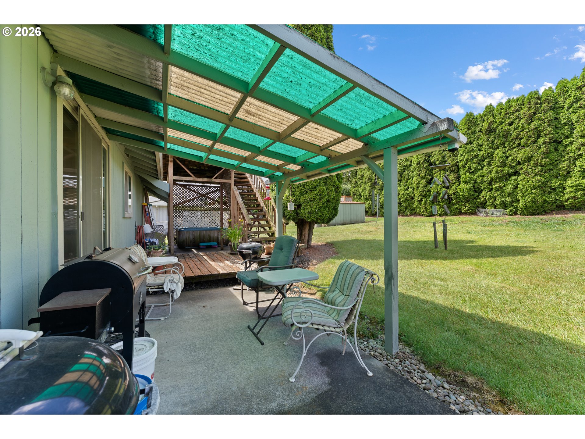 main property photo 28