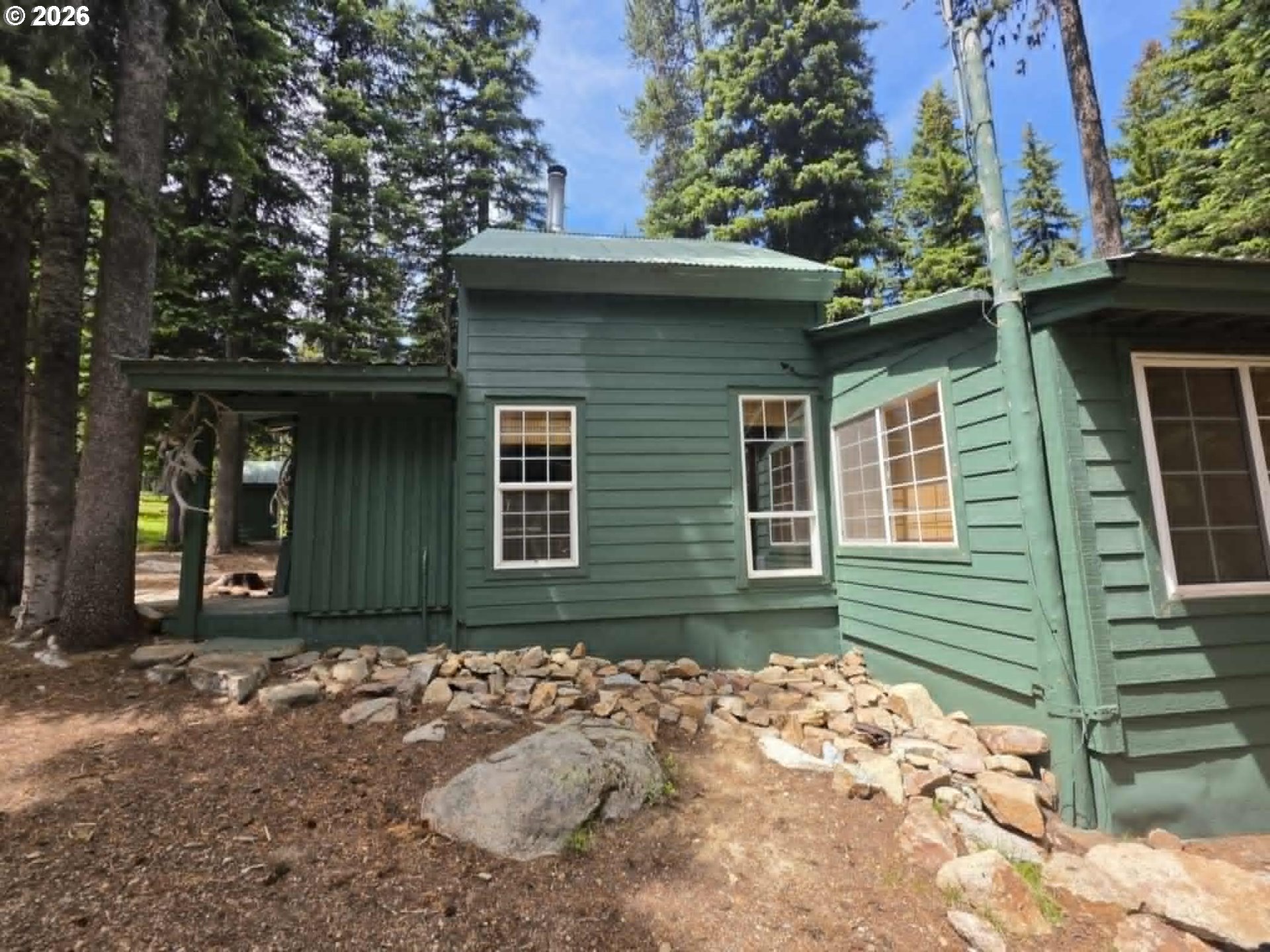main property photo 14