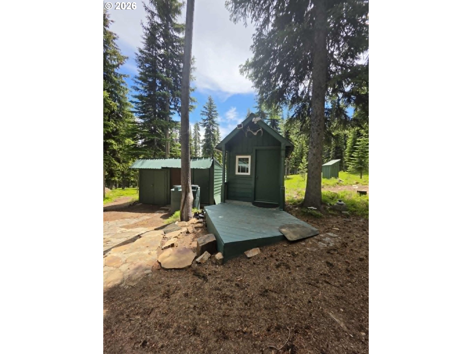 main property photo 16