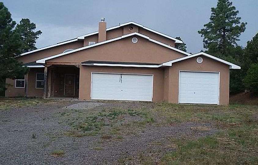 152 Kuhn Rd, Tijeras, NM 87059