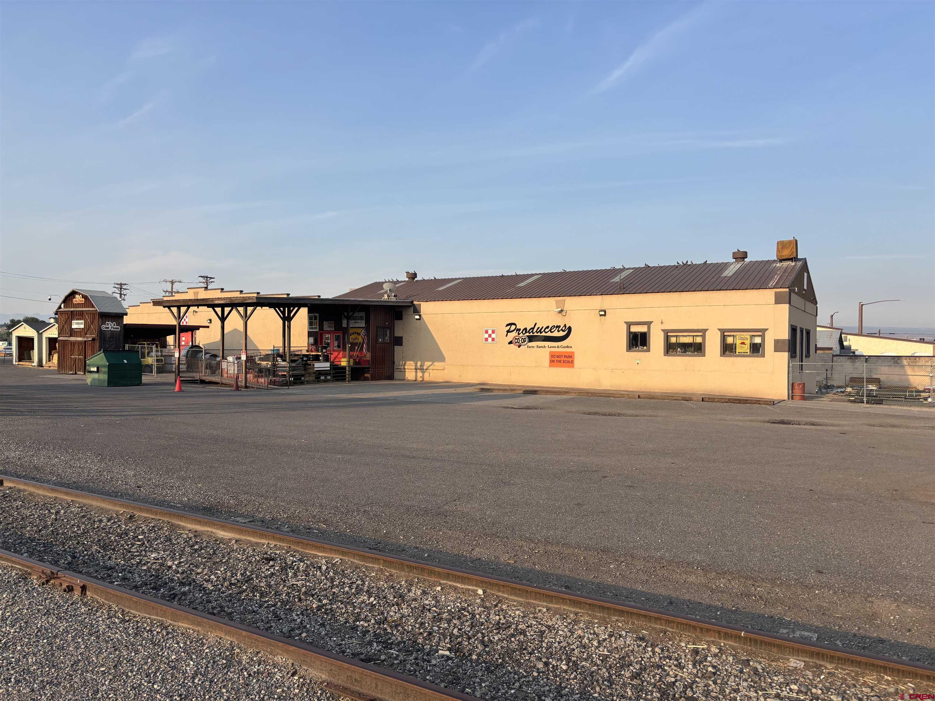 38 W Main St, Montrose, CO 81401
