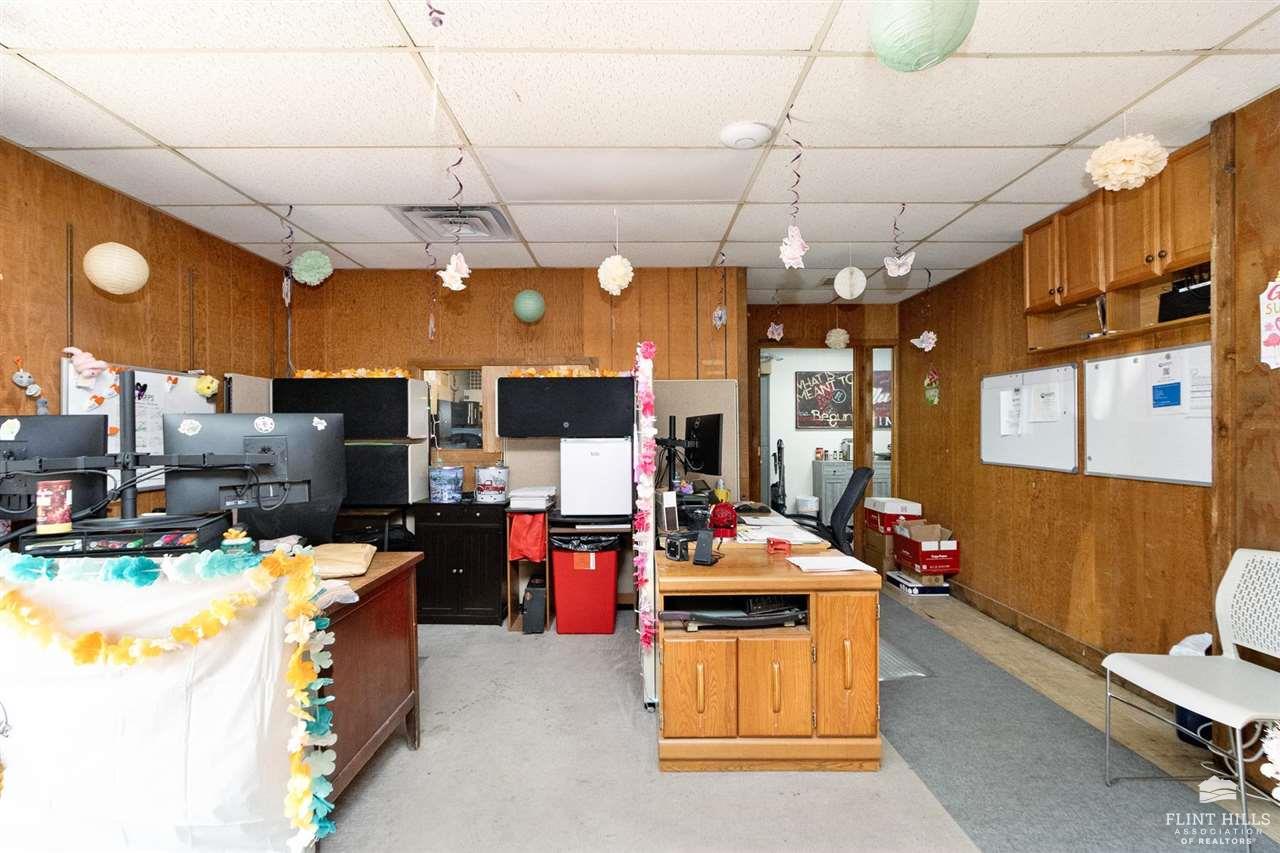 main property photo 44