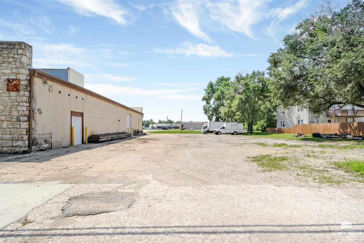 main property photo 52