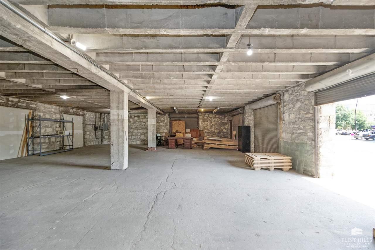 main property photo 9
