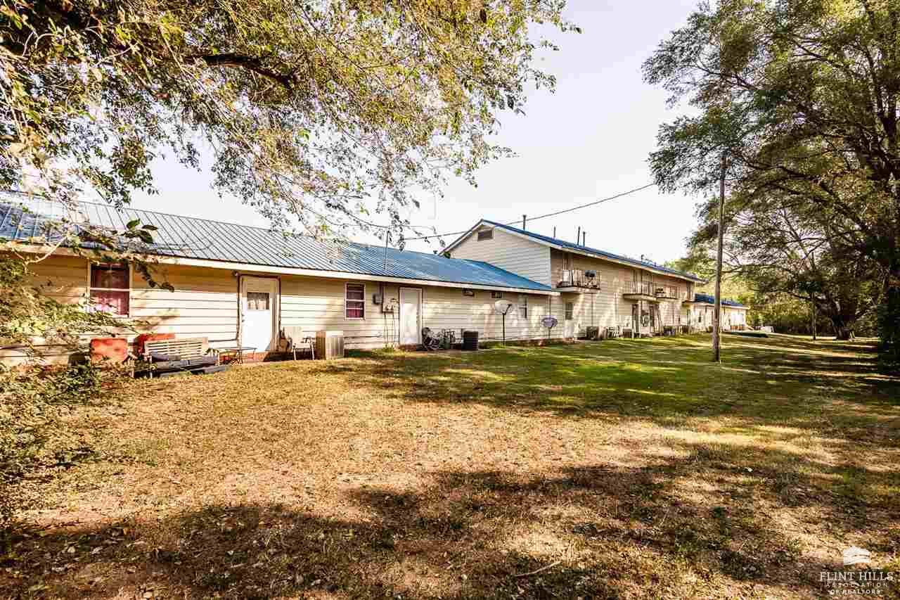 main property photo 28