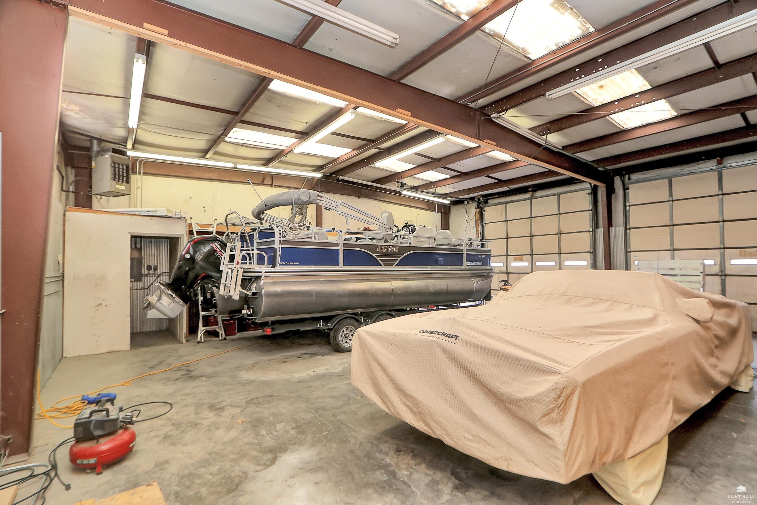 main property photo 50