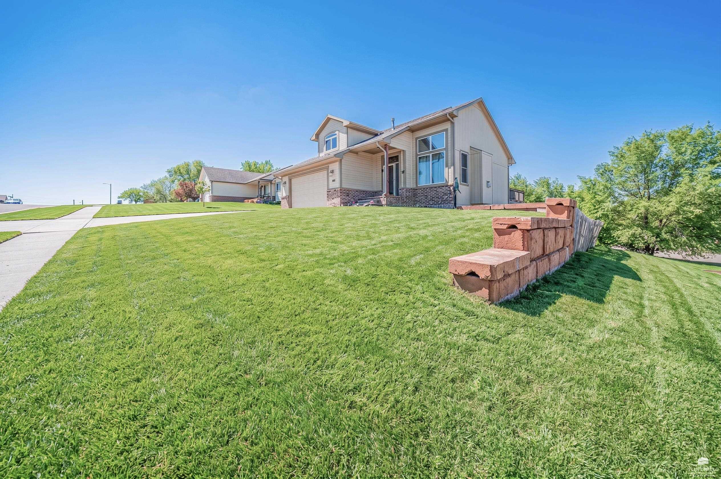 main property photo 48