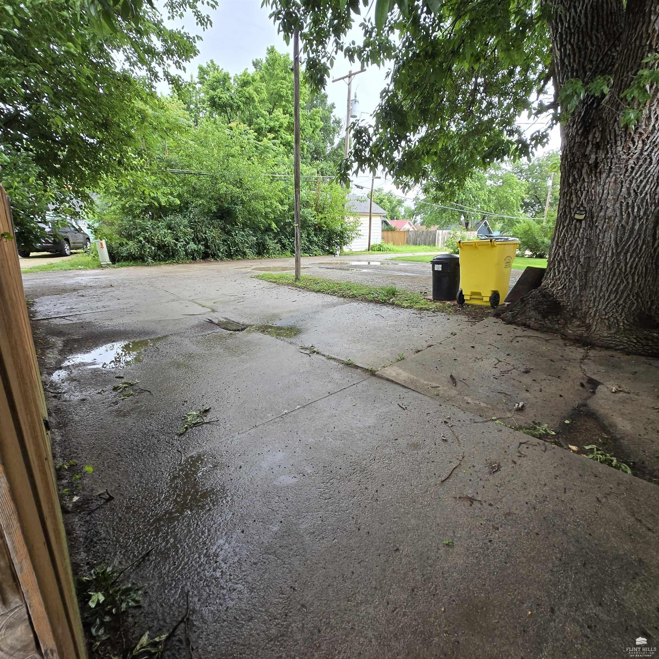 main property photo 42
