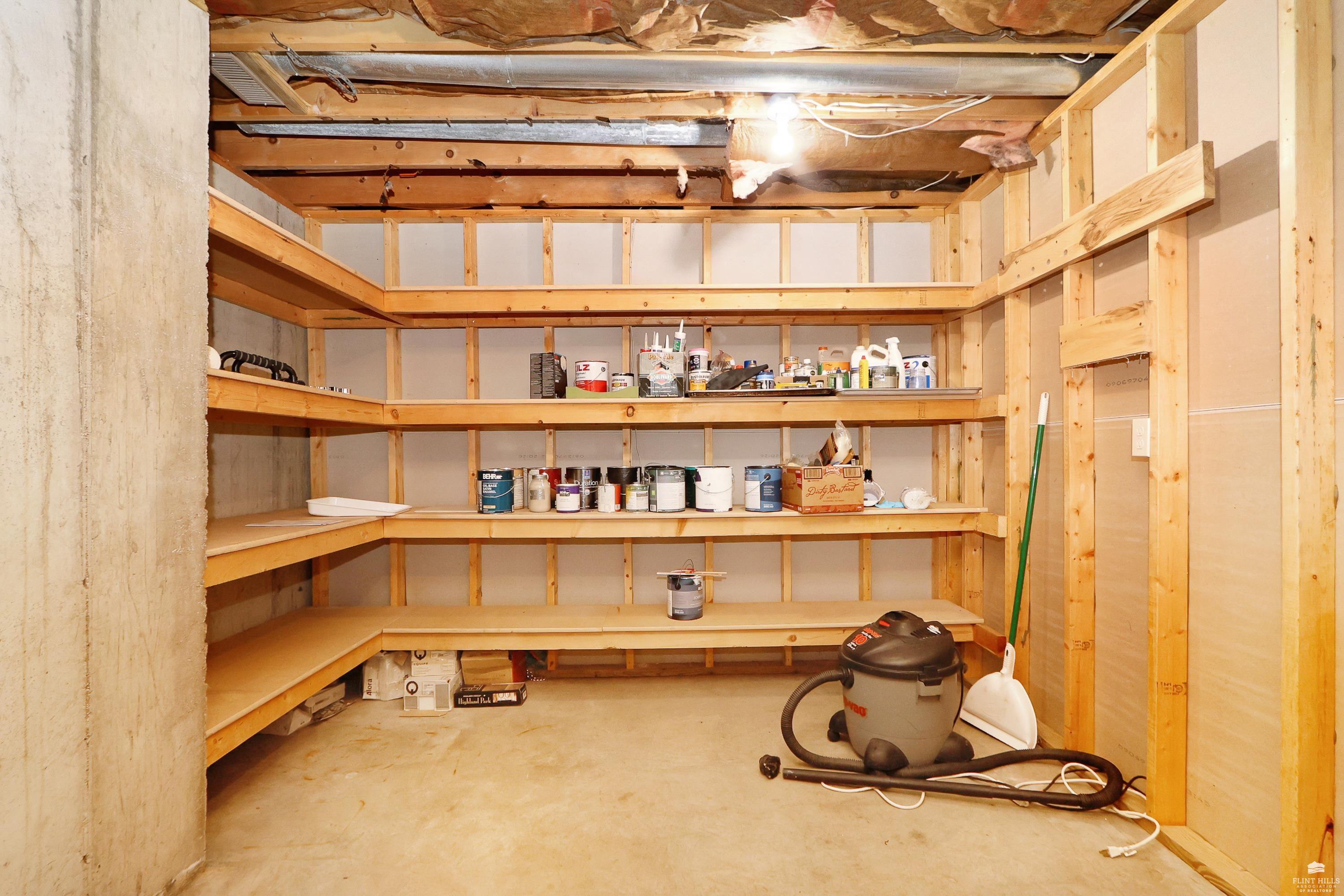 main property photo 65