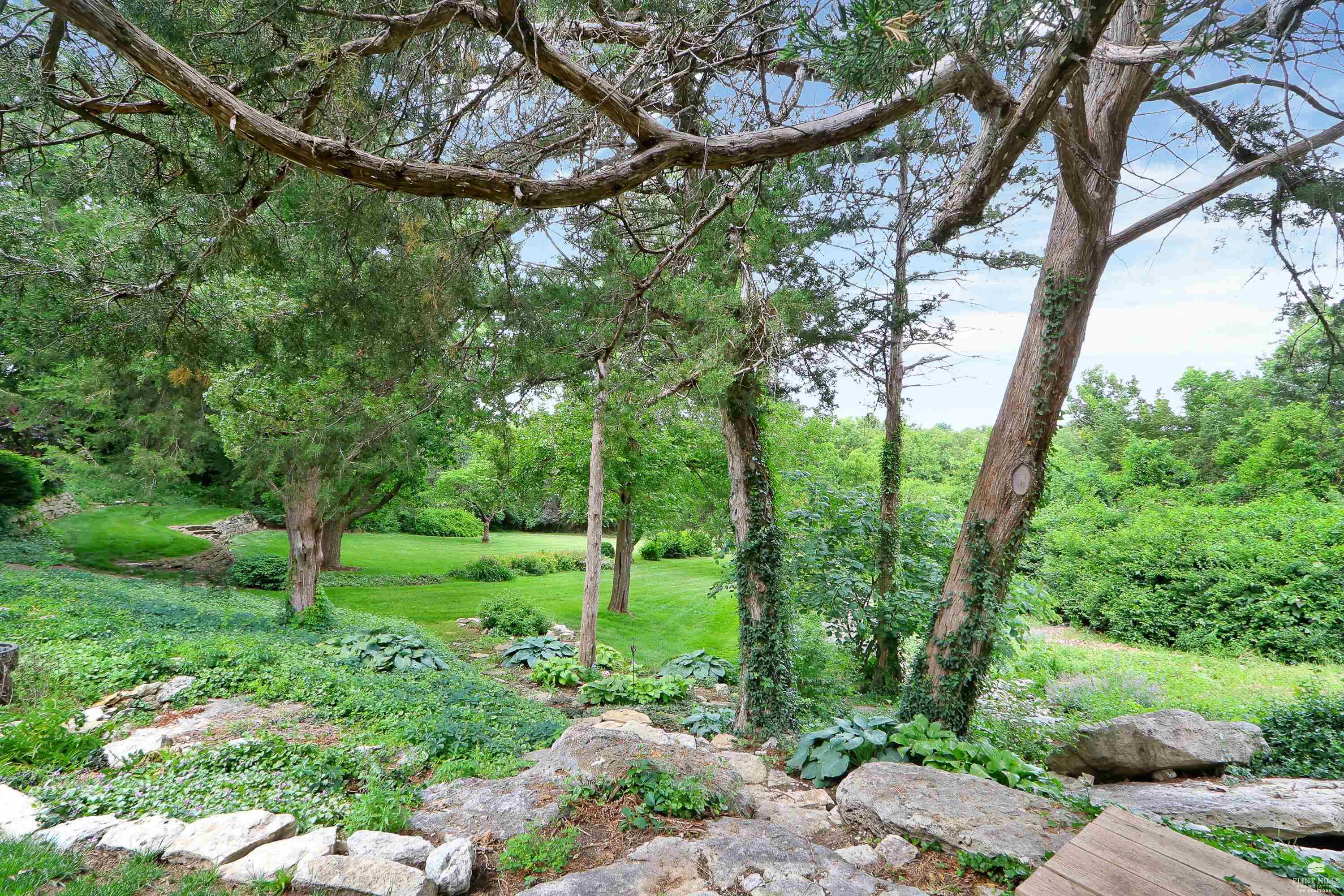 main property photo 73