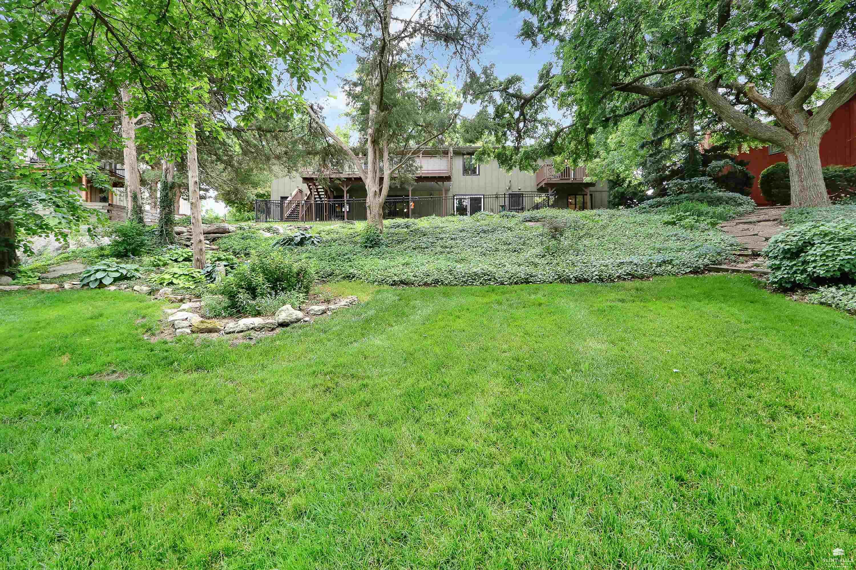 main property photo 75