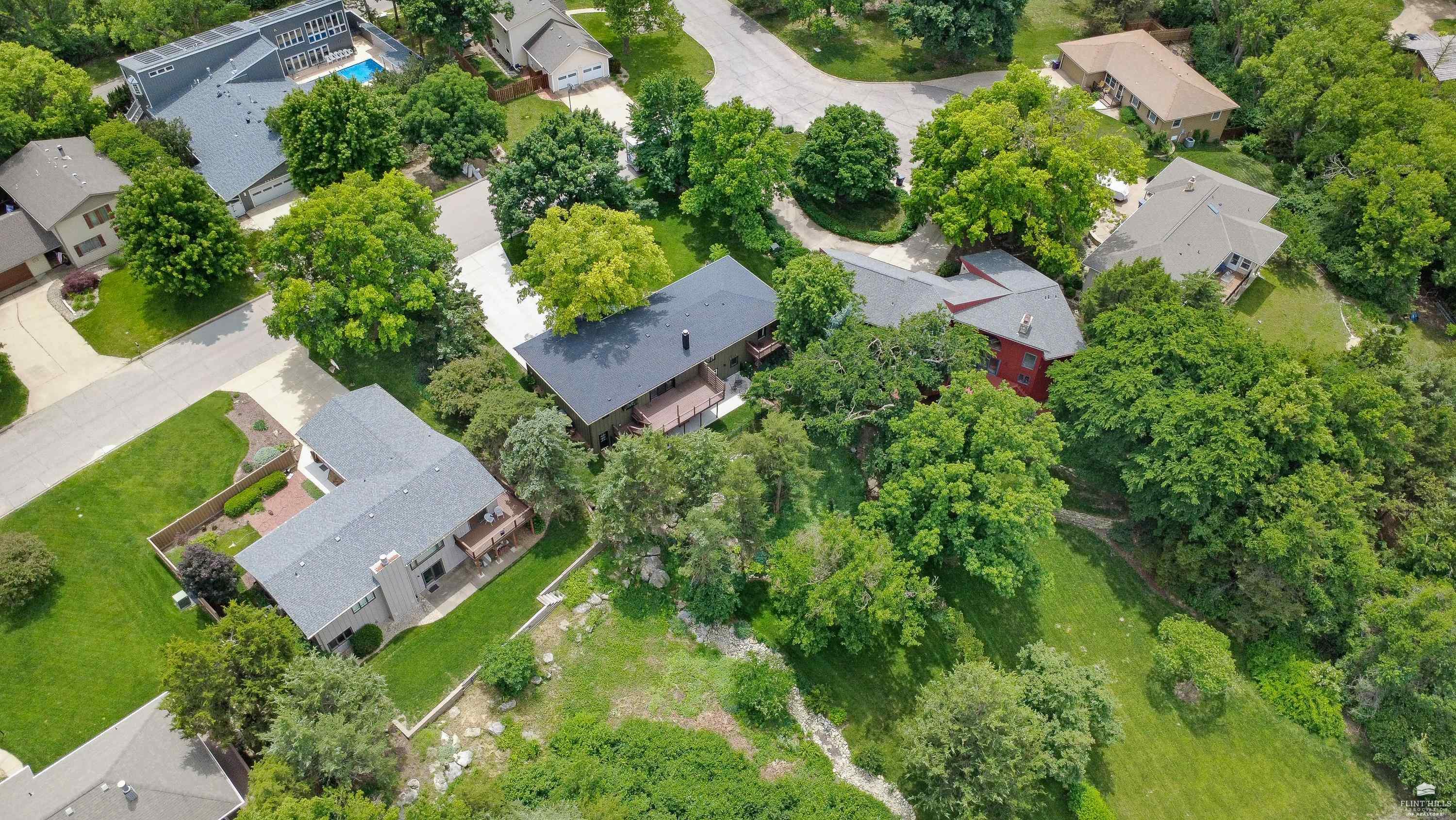 main property photo 82